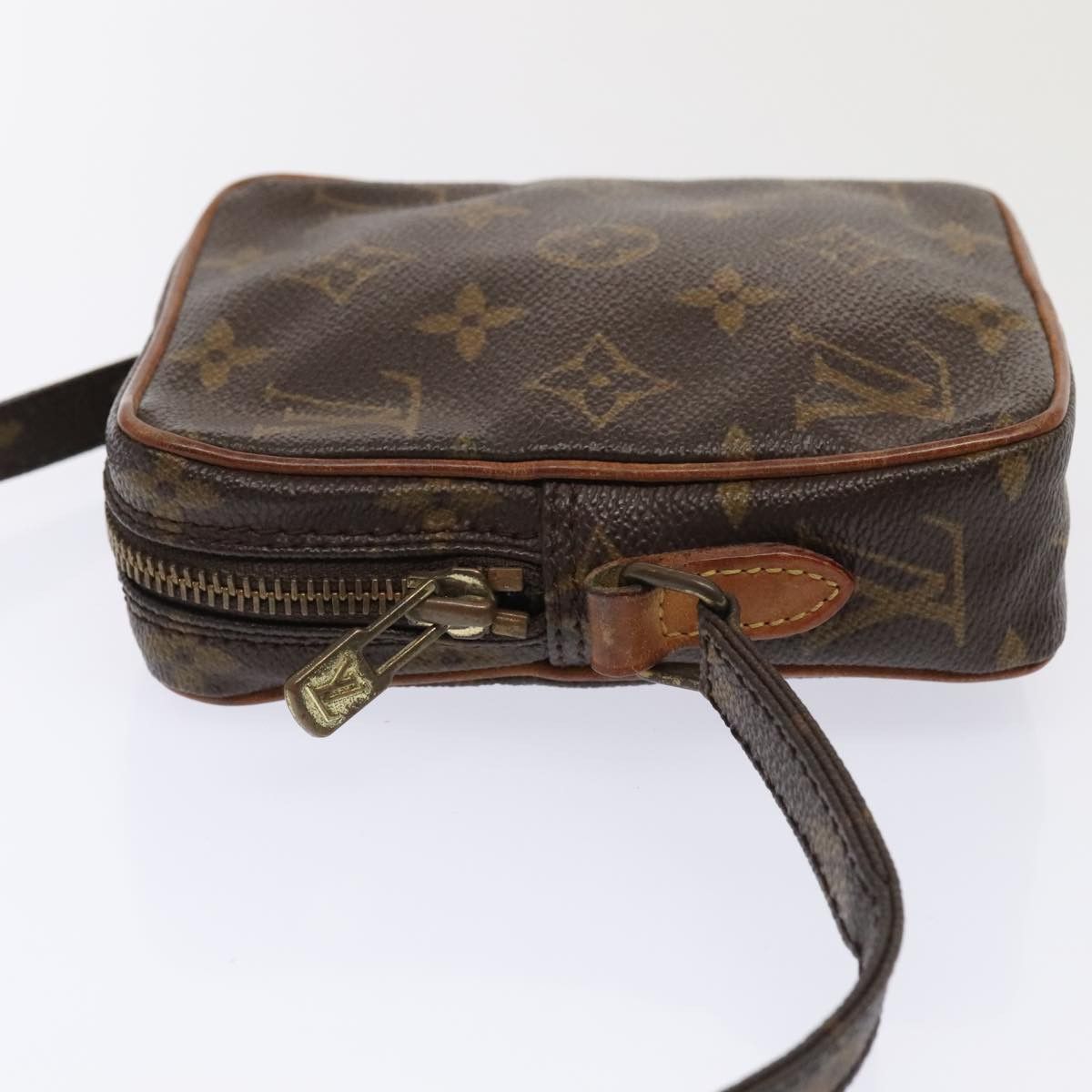 Louis Vuitton Danube Brown Canvas Shoulder Bag (Pre-Owned) Size ONE SIZE - 4 Thumbnail