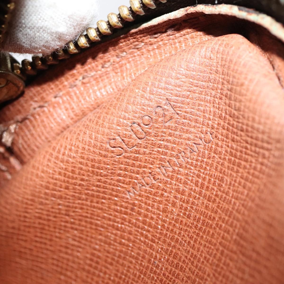 Louis Vuitton Danube Brown Canvas Shoulder Bag (Pre-Owned) Size ONE SIZE - 12 Thumbnail