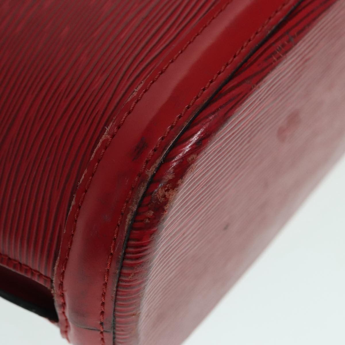 Louis Vuitton Lussac Red Leather Shoulder Bag (Pre-Owned) Size ONE SIZE - 18 Thumbnail