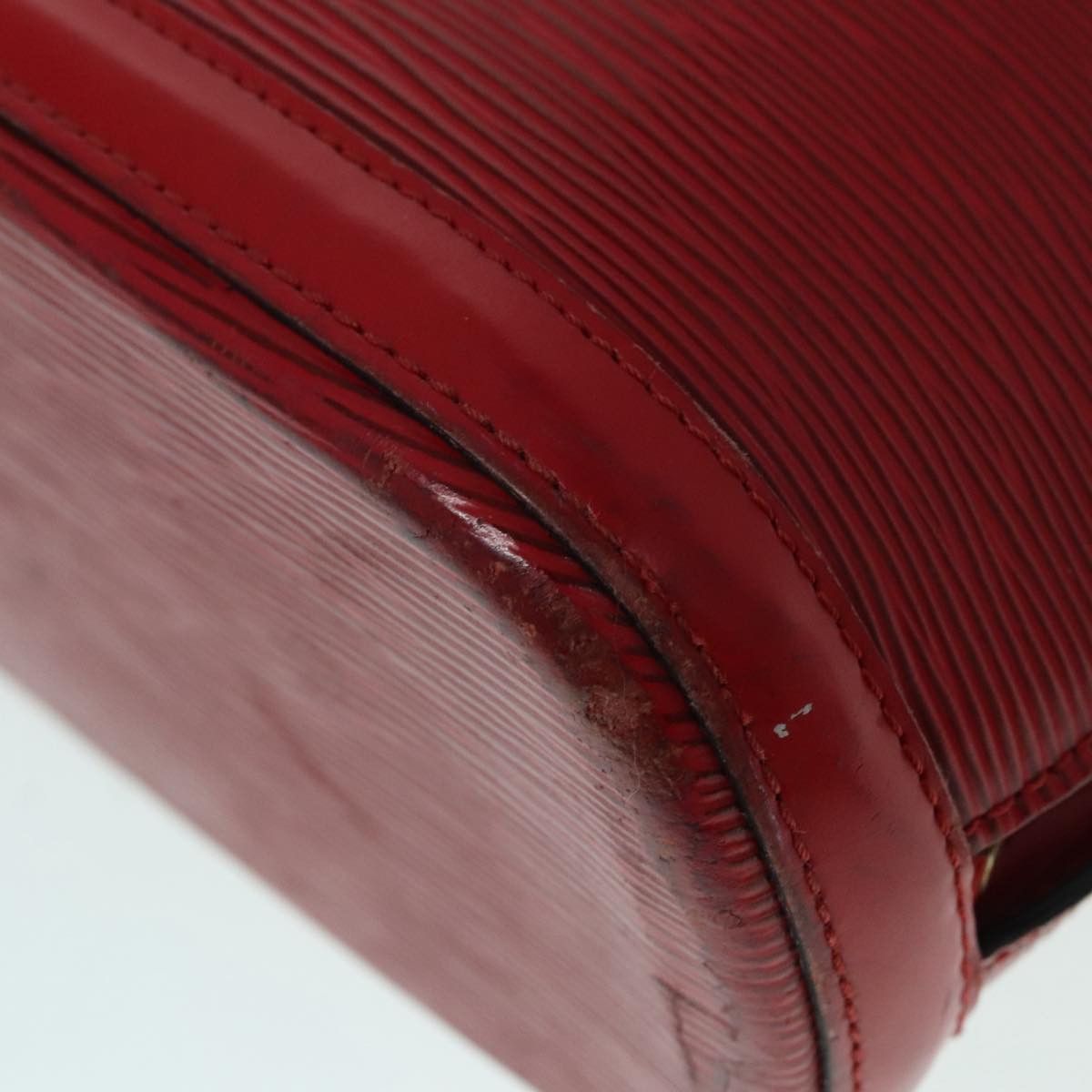 Louis Vuitton Lussac Red Leather Shoulder Bag (Pre-Owned) Size ONE SIZE - 19 Thumbnail