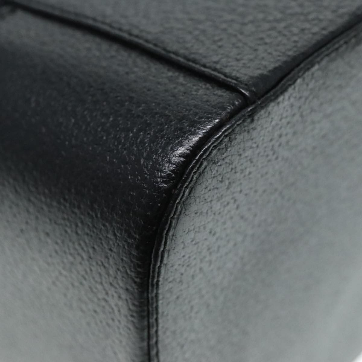Gucci Vanity Black Leather Handbag (Pre-Owned) Size ONE SIZE - 17 Thumbnail