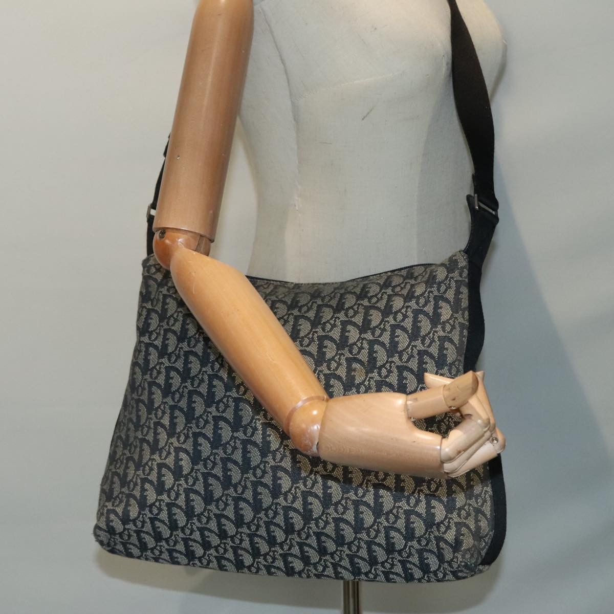 Dior Navy Canvas Shoulder Bag (Pre-Owned) Size ONE SIZE - 15 Thumbnail