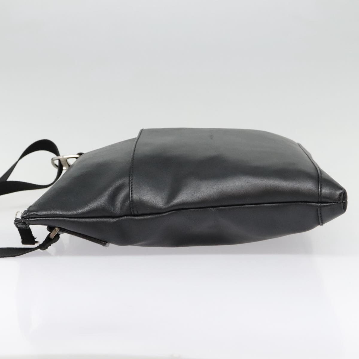 Salvatore Ferragamo Black Leather Shoulder Bag (Pre-Owned) Size ONE SIZE - 3 Thumbnail