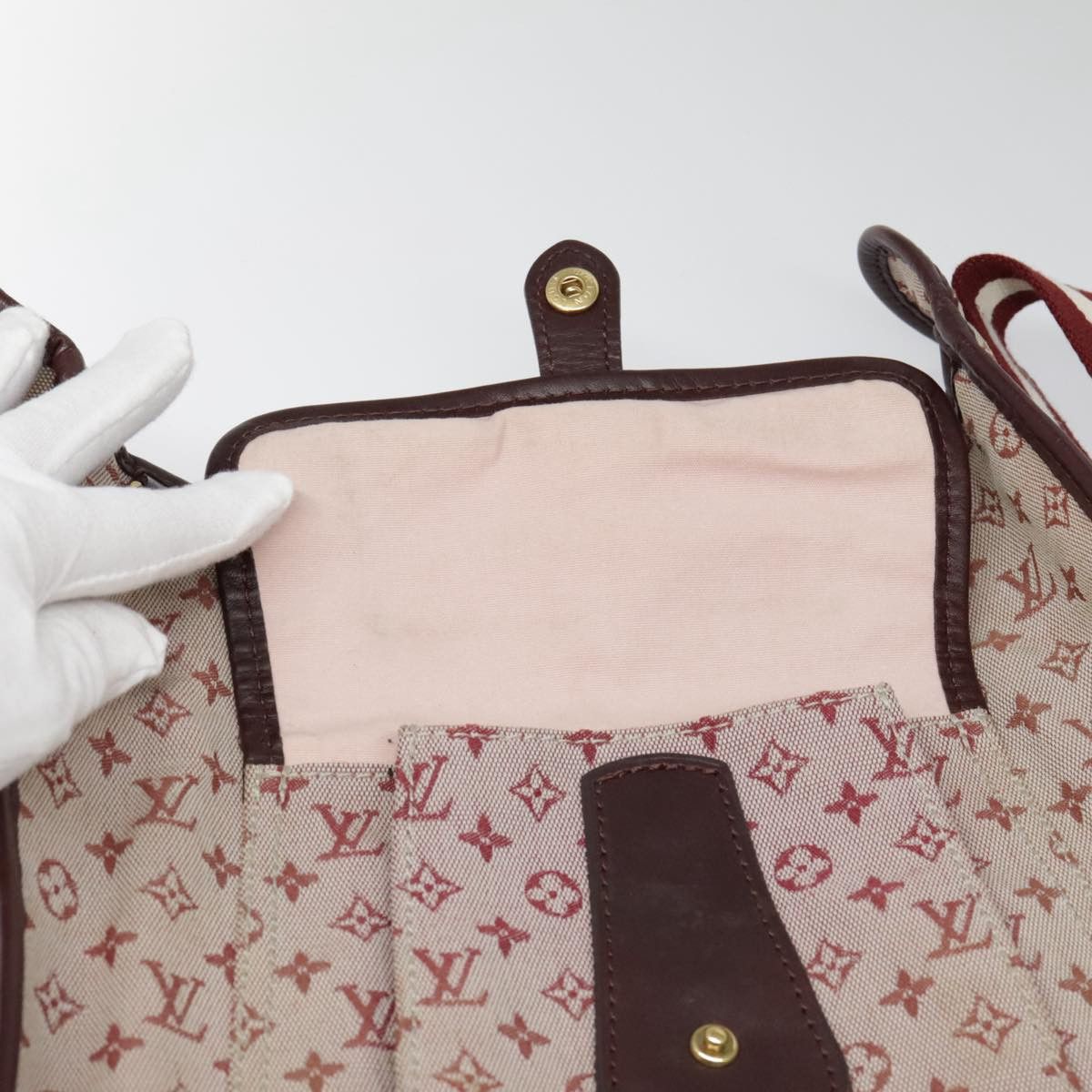 Louis Vuitton Mary Kate Red Canvas Shoulder Bag (Pre-Owned) Size ONE SIZE - 20 Thumbnail