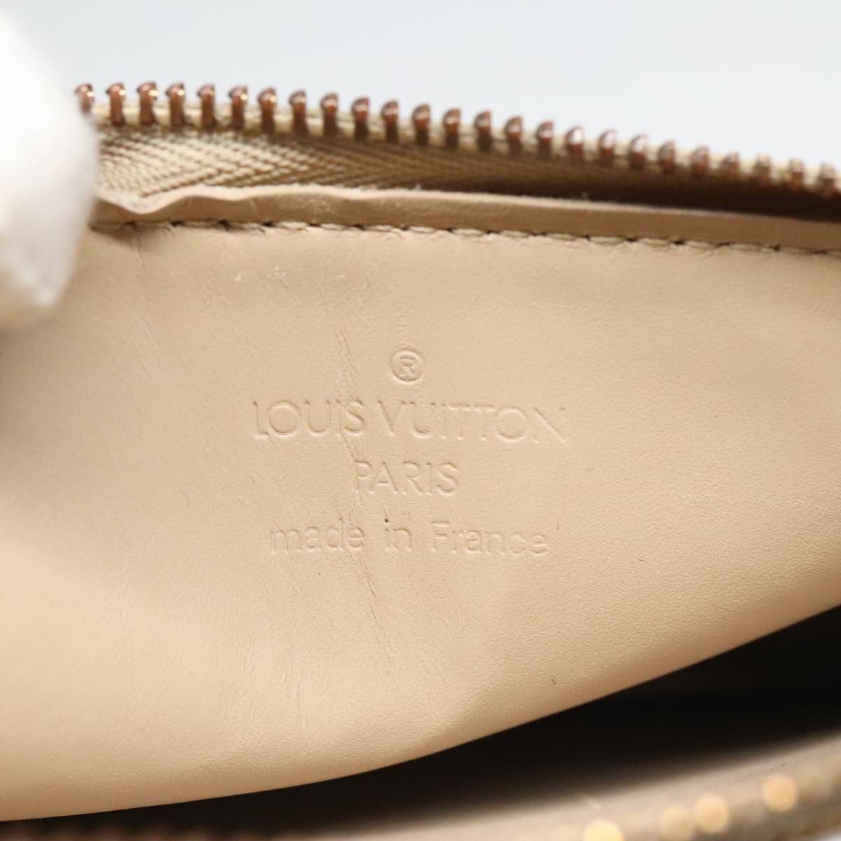 Louis Vuitton Lexington Beige Patent Leather Clutch Bag (Pre-Owned) Size ONE SIZE - 14 Thumbnail