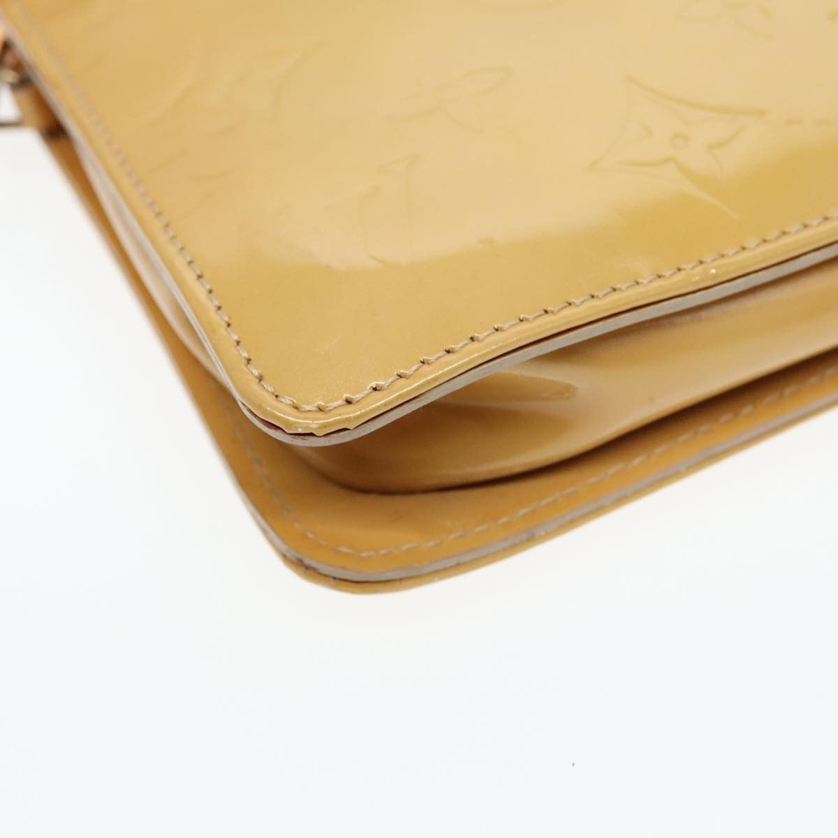 Louis Vuitton Lexington Beige Patent Leather Clutch Bag (Pre-Owned) Size ONE SIZE - 8 Thumbnail