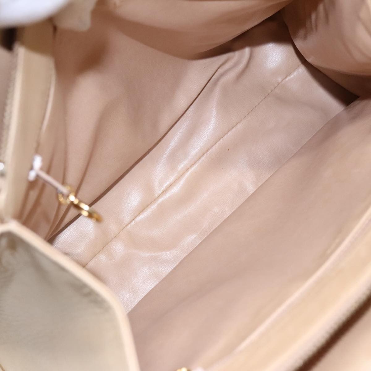 Chanel V-Stich Beige Leather Handbag (Pre-Owned) Size ONE SIZE - 15 Thumbnail