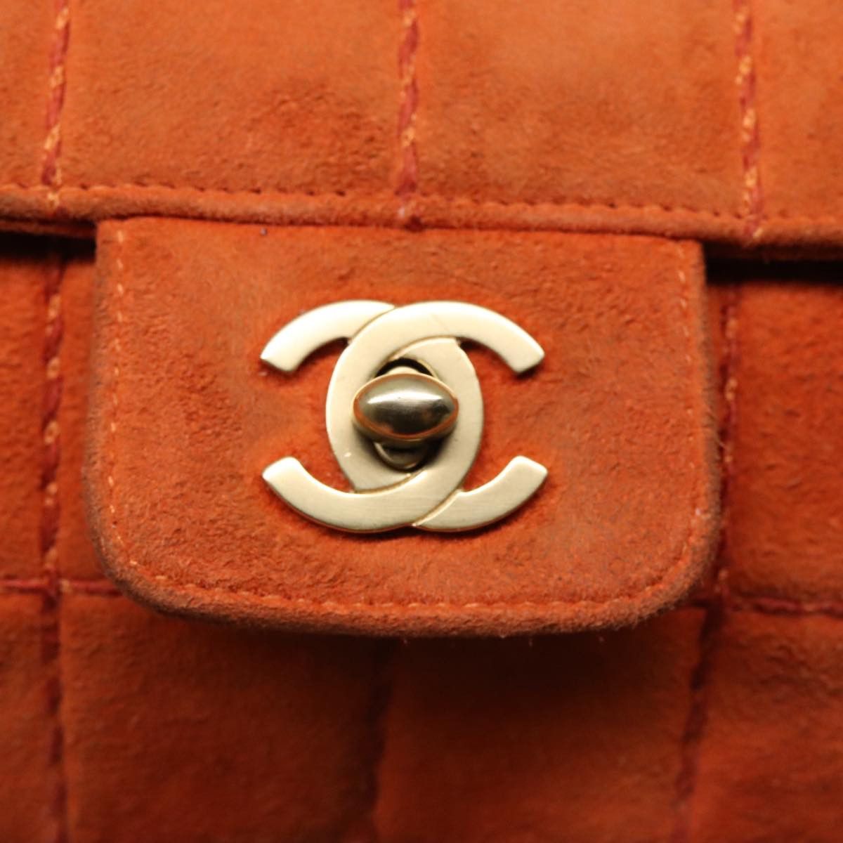 Chanel Chocolate Bar Gold Suede Shoulder Bag (Pre-Owned) Size ONE SIZE - 20 Thumbnail
