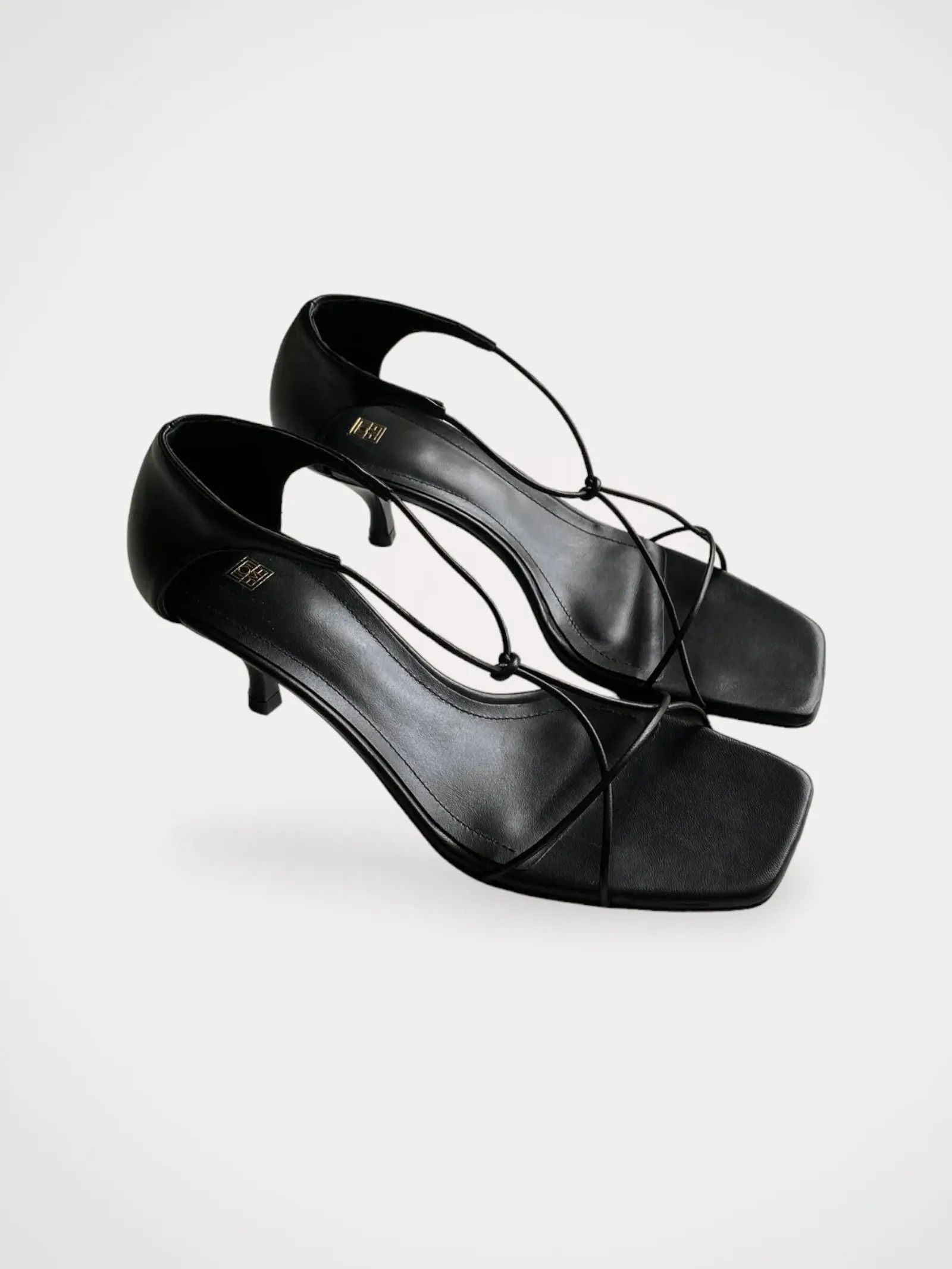 Toteme Toteme The leather knot sandal black Heels Size US 6 / IT 36 - 2 Thumbnail