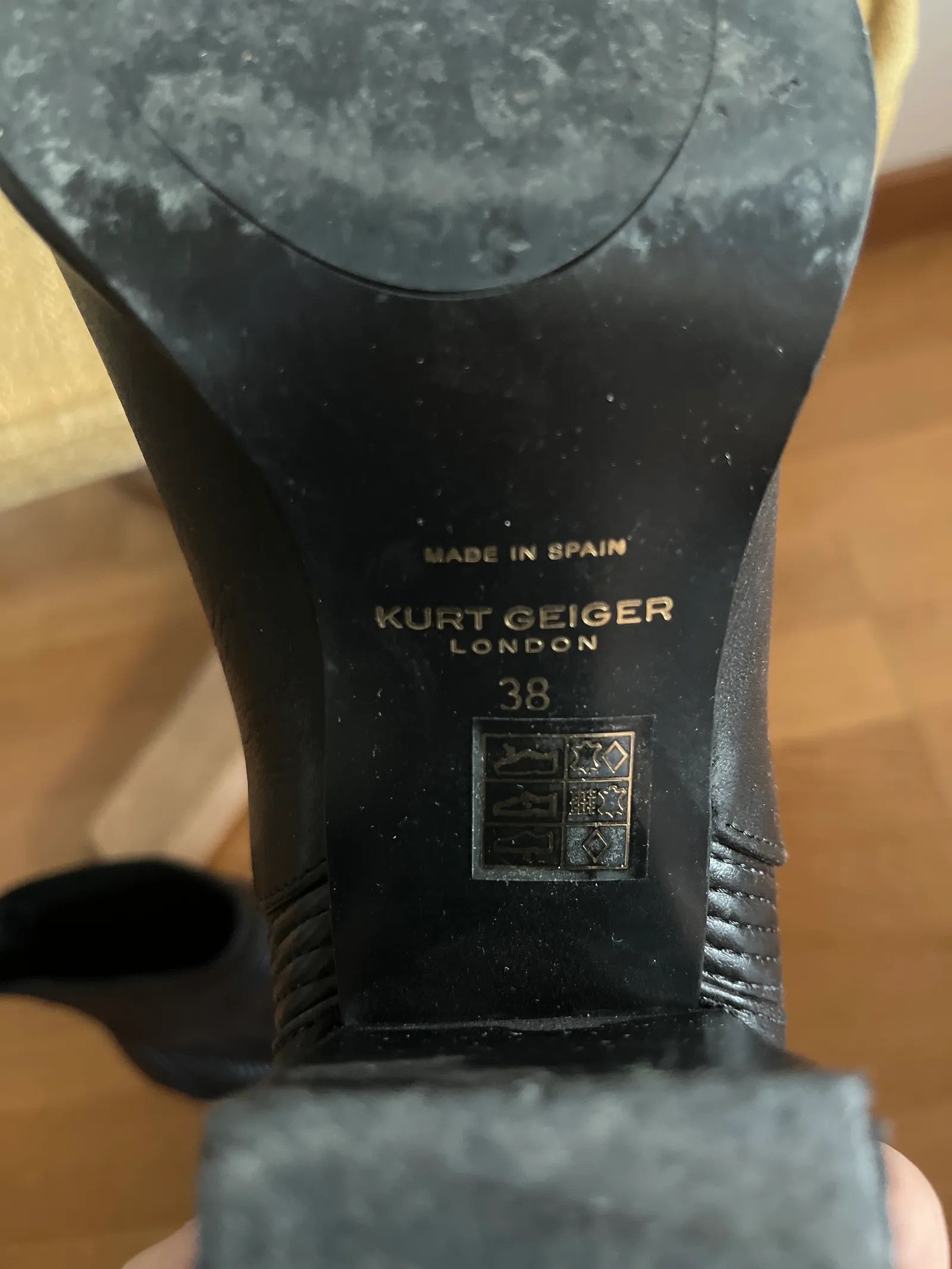 Kurt Geiger Kurt Geiger Heels Size US 8 / IT 38 - 2 Thumbnail