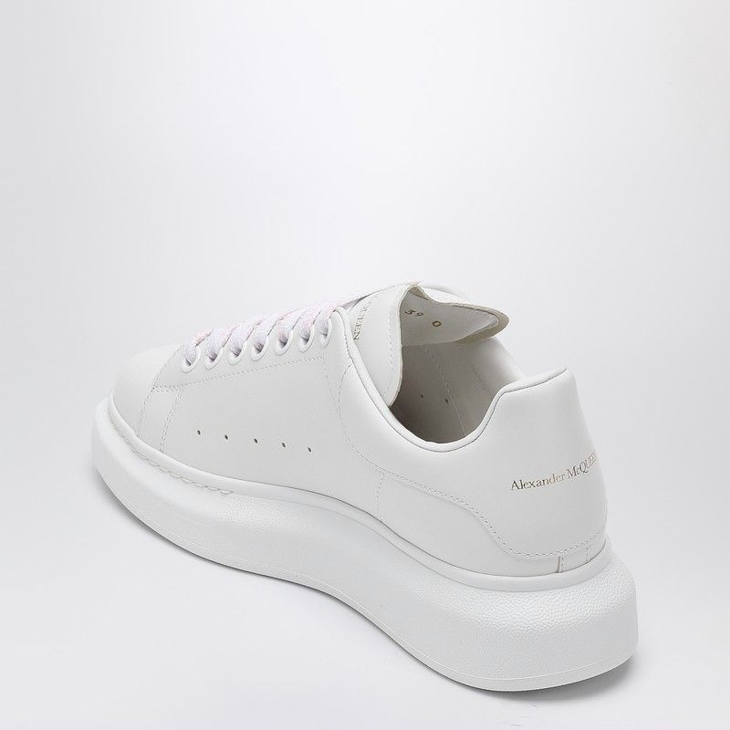 Alexander McQueen Alexander Mcqueen White Oversized Sneakers Size US 10 / IT 40 - 2 Thumbnail
