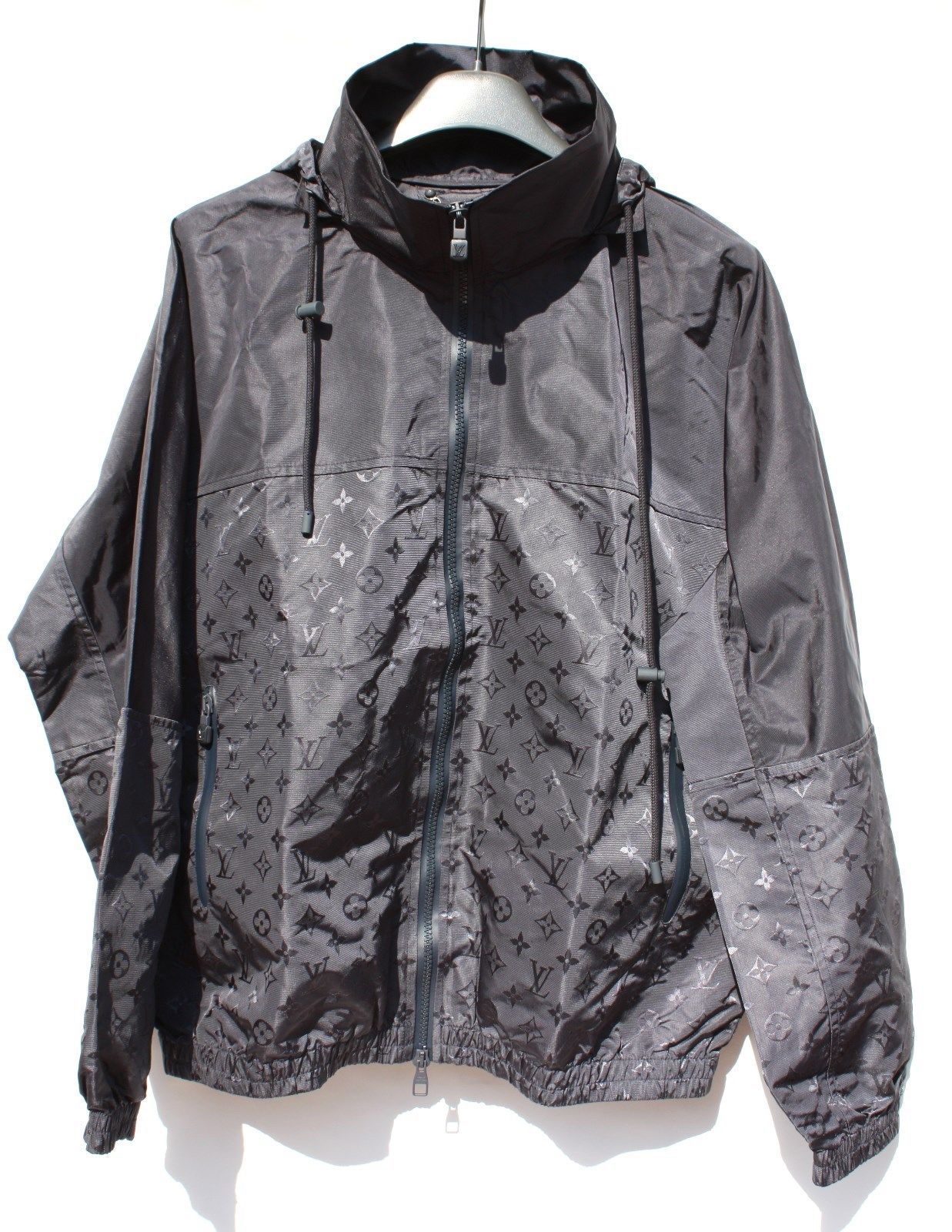 Louis Vuitton $2,350 Louis Vuitton S M Supreme Jacket Rain Coat Hoody Windbreaker  LV Monogram Damier Gucci Kim Jones Light