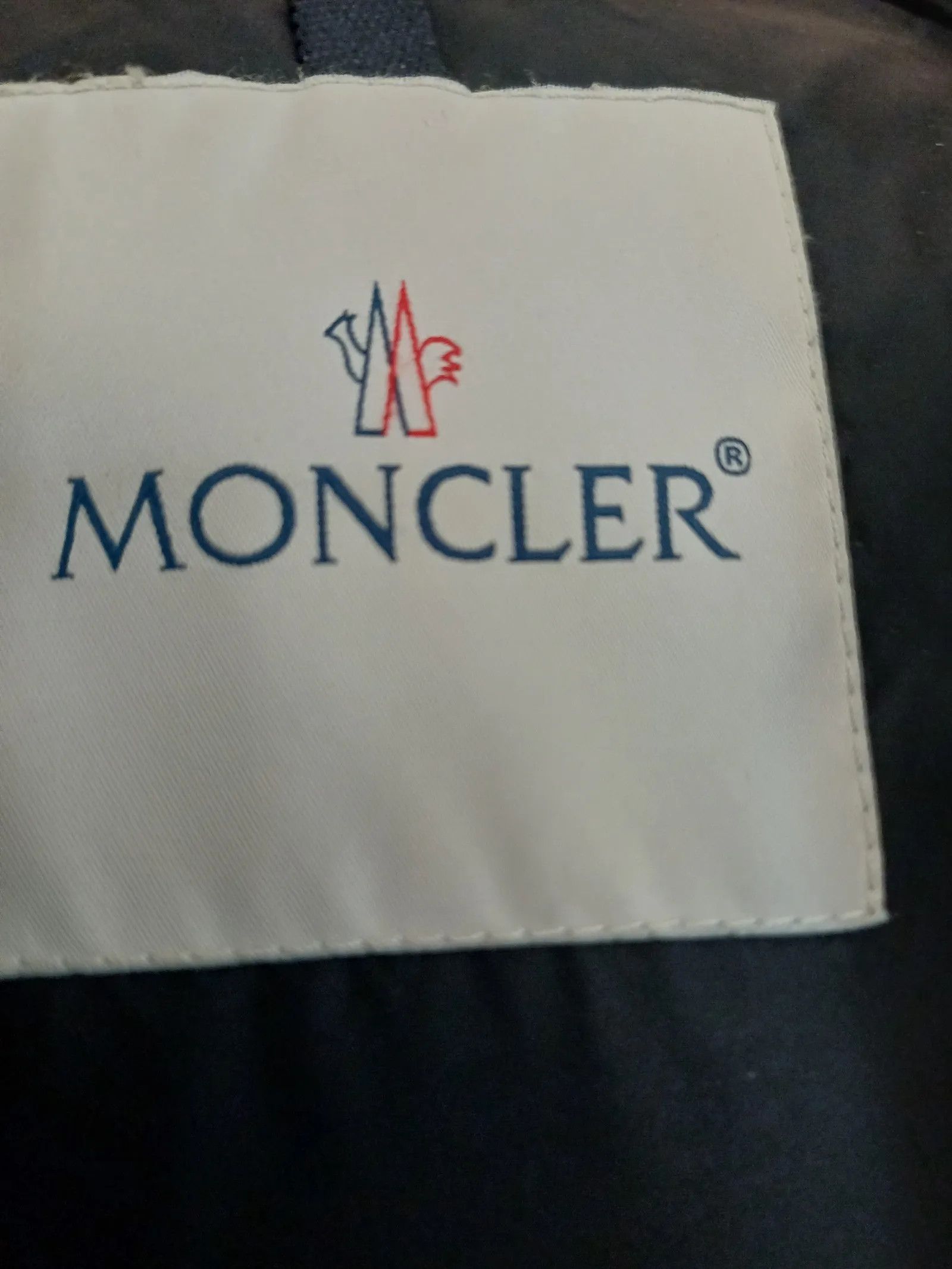 Moncler Moncler Coat Size M / US 6-8 / IT 42-44 - 2 Thumbnail