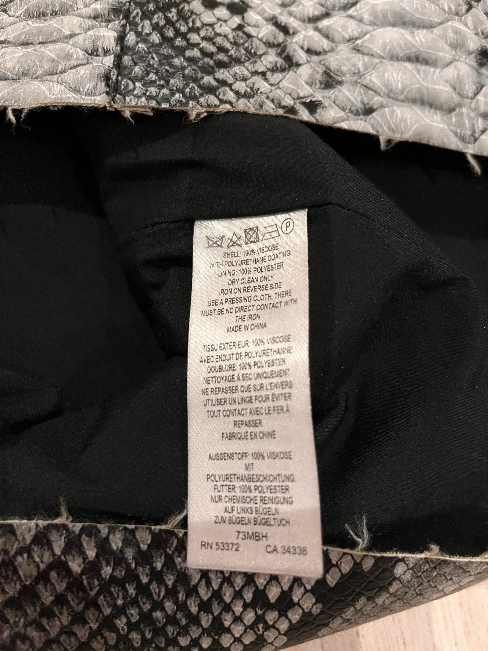 French Connection French Connection Skirt Size 27" / US 4 / IT 40 - 3 Thumbnail