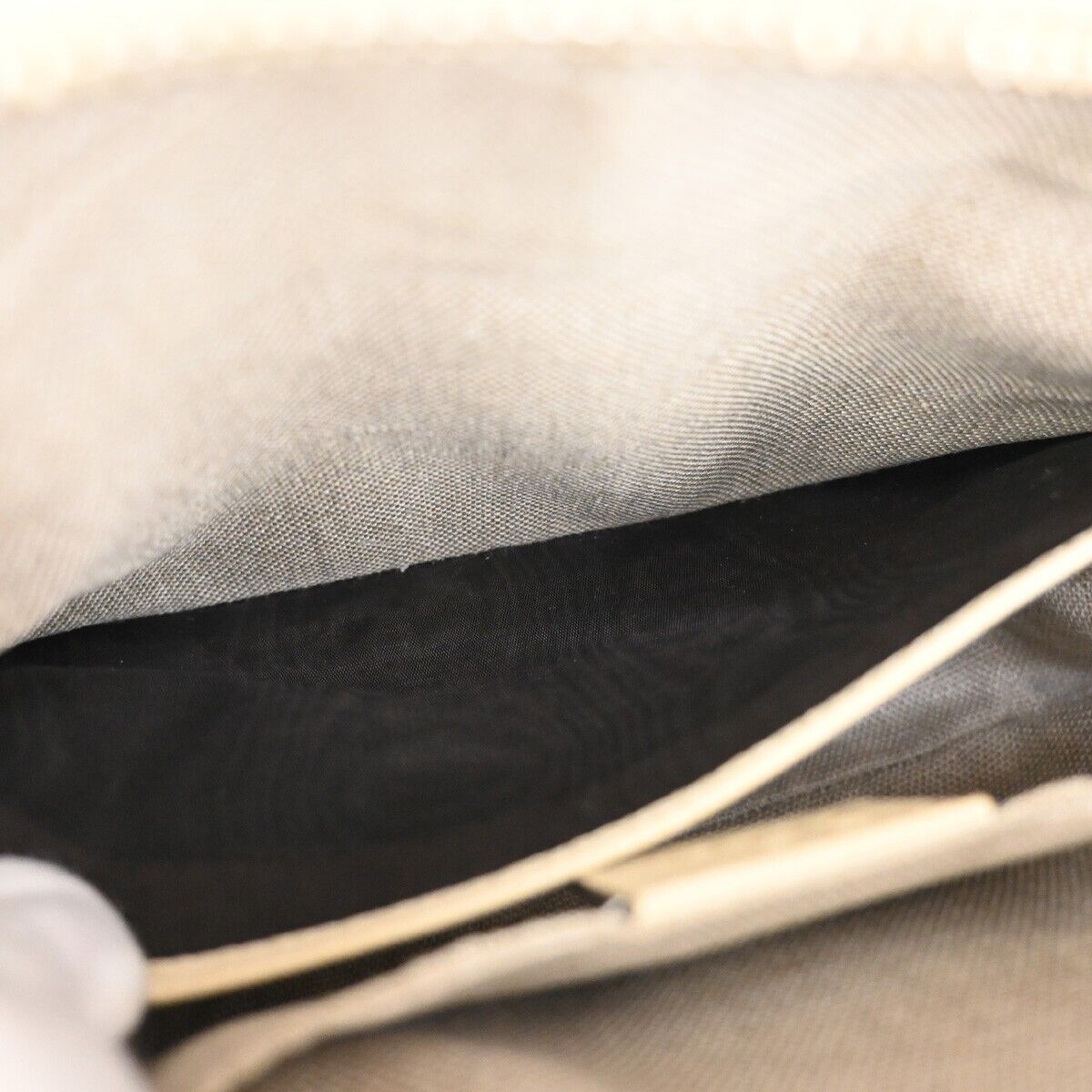 Gucci Bree Beige Canvas Shoulder Bag (Pre-Owned) Size ONE SIZE - 16 Thumbnail