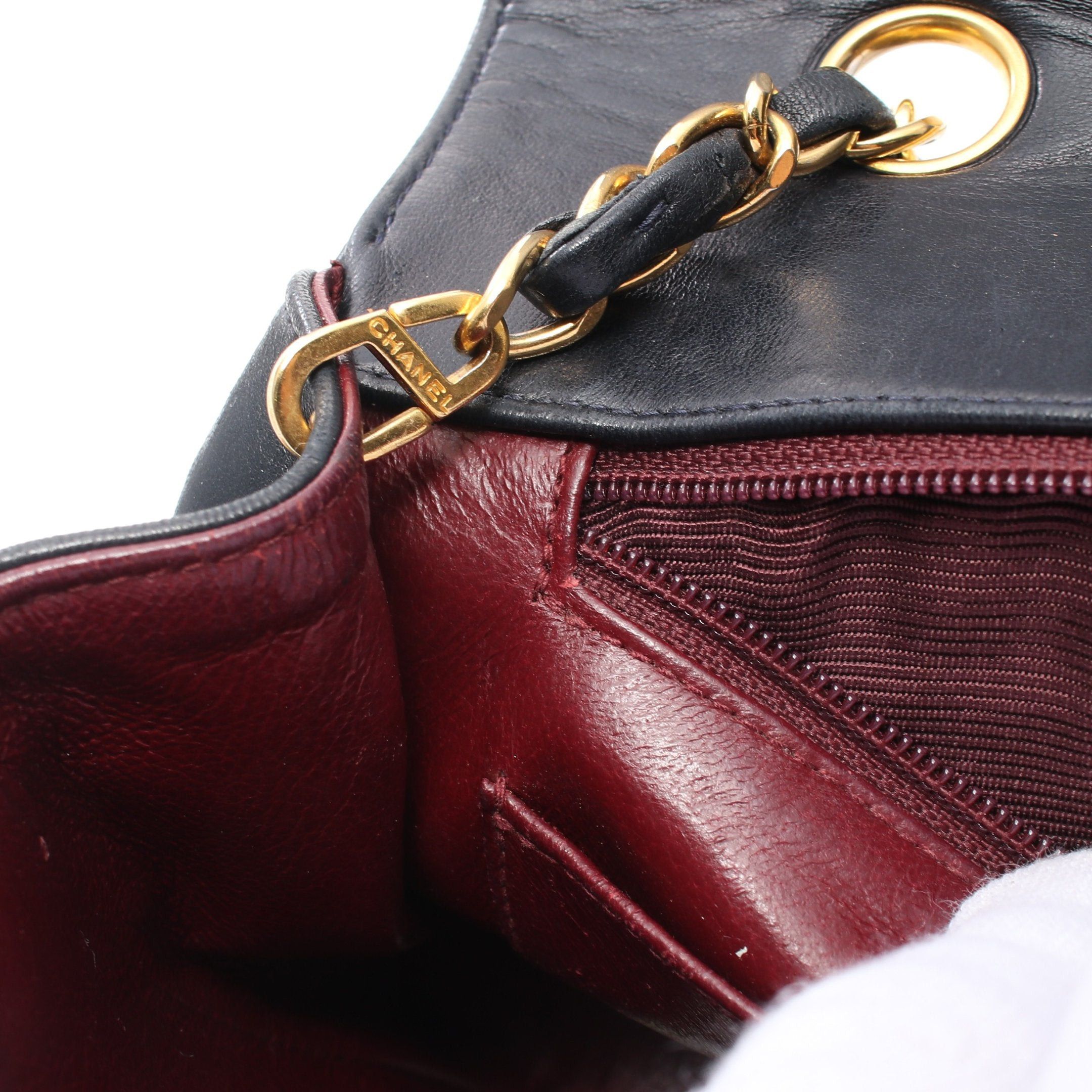 Chanel Chanel Matelasse Diana Flap Chain Shoulder Bag Lambskin Dark Navy Gold Hardware Size ONE SIZE - 9 Thumbnail