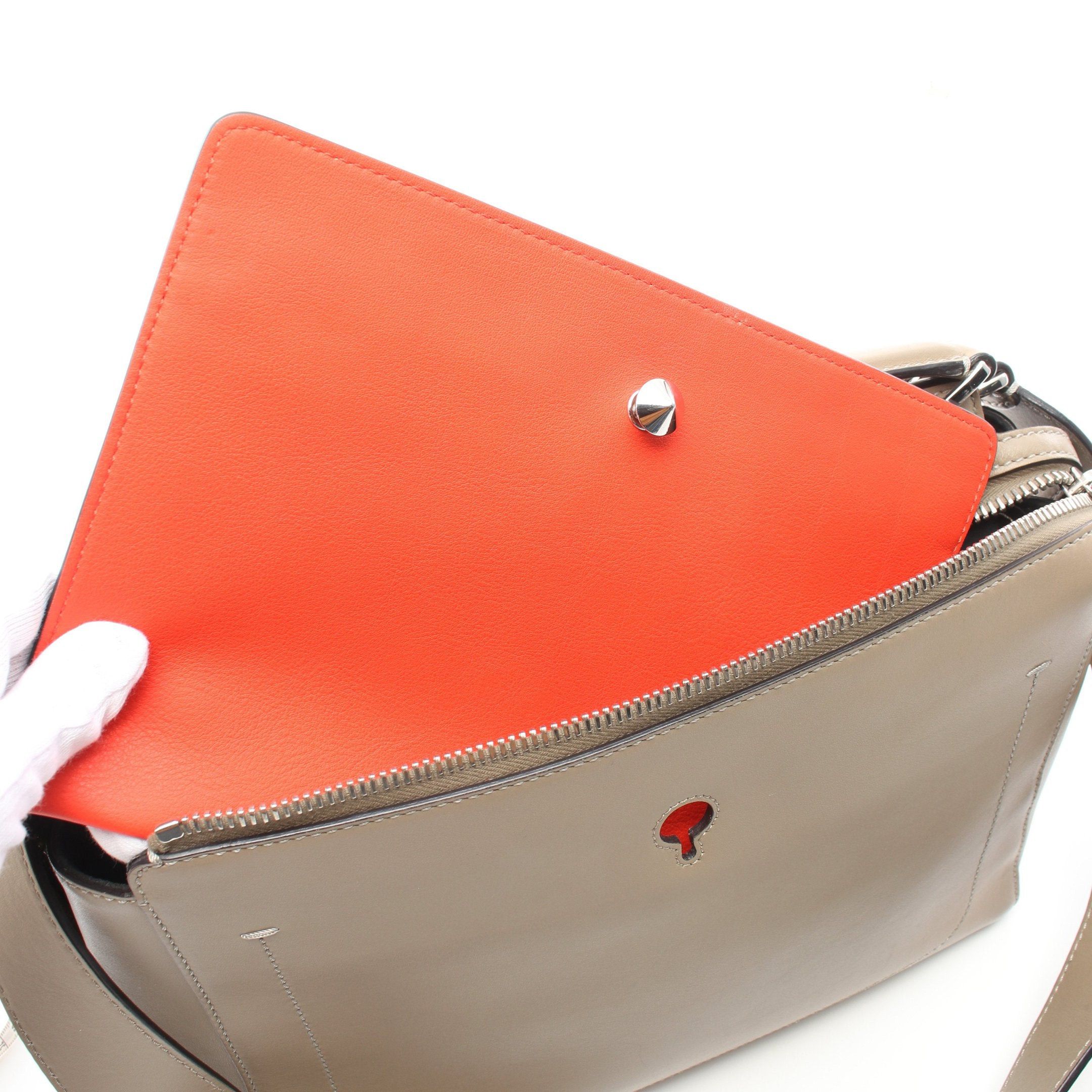 Fendi Fendi Dot Com Handbag Leather Gray Beige Size ONE SIZE - 10 Thumbnail