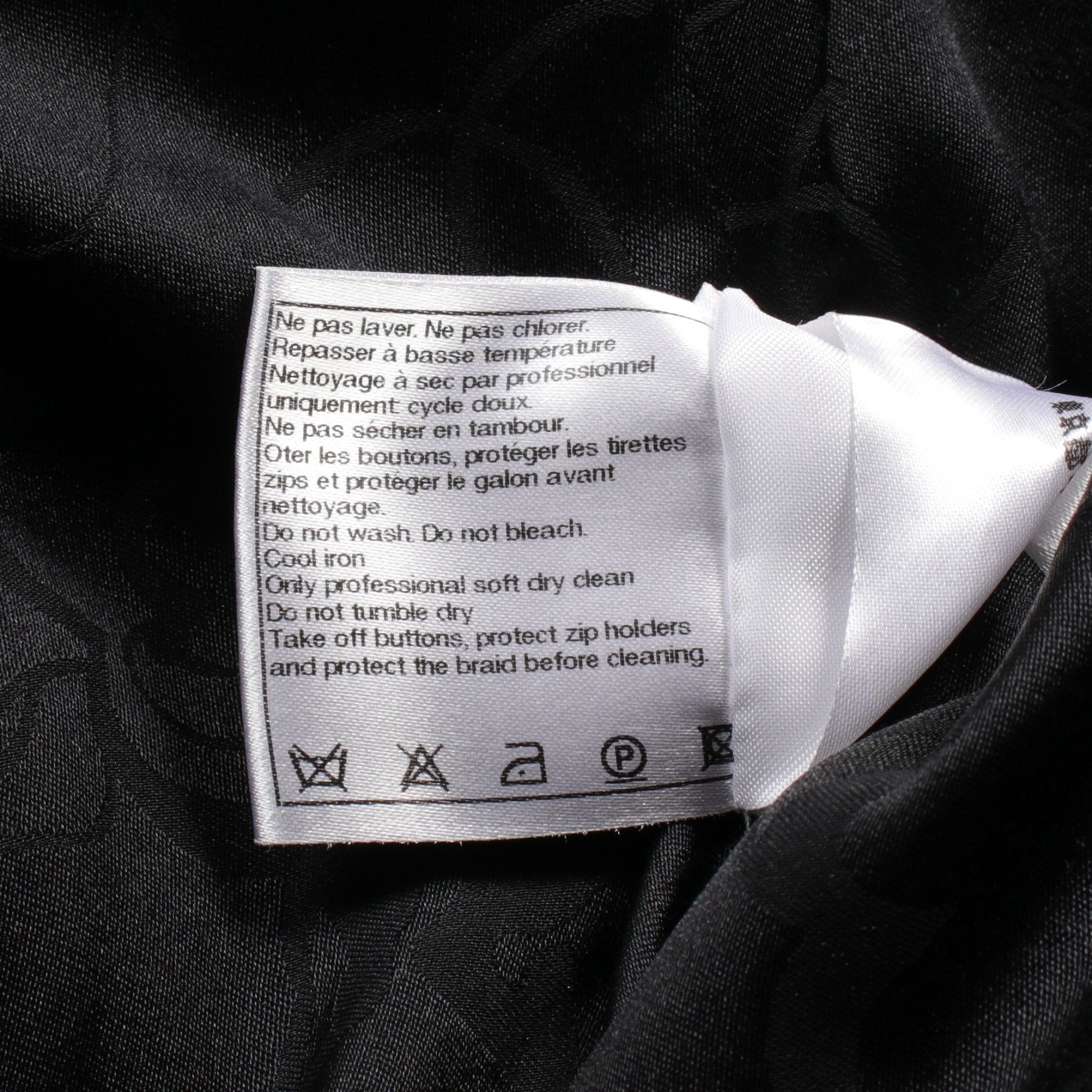 Chanel Chanel Coco Mark Square Button Tweed · Centre Zip Coat Wool Black Gold Size ONE SIZE - 5 Thumbnail