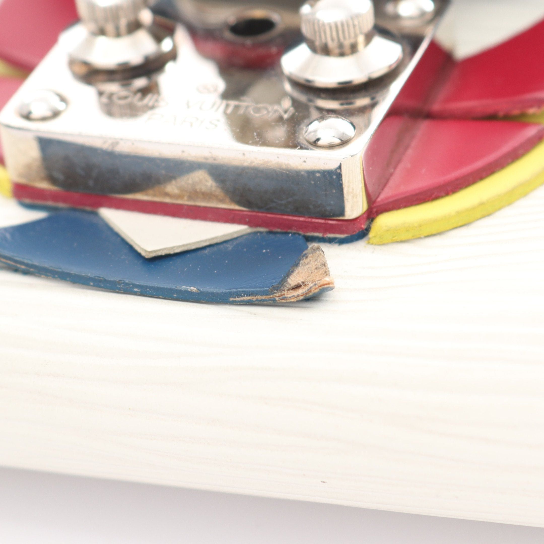 Louis Vuitton Louis Vuitton Portefeuil Sara Tribal Mask Epi Chain Wallet Leather White Multicolor Size ONE SIZE - 6 Thumbnail