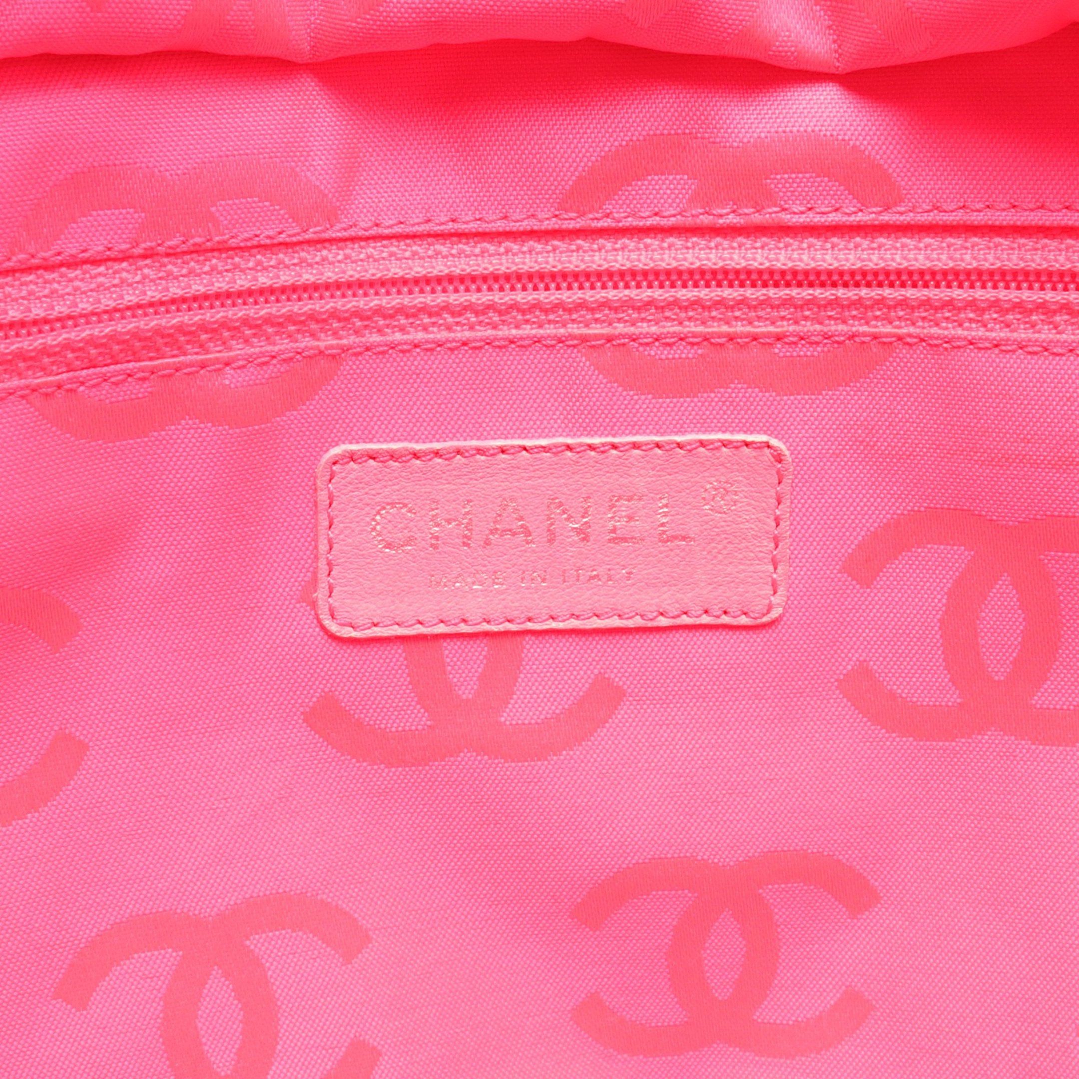 Chanel Chanel Cambon Line Large Shoulder Bag Tote Leather Black Silver Hardware Size ONE SIZE - 4 Thumbnail