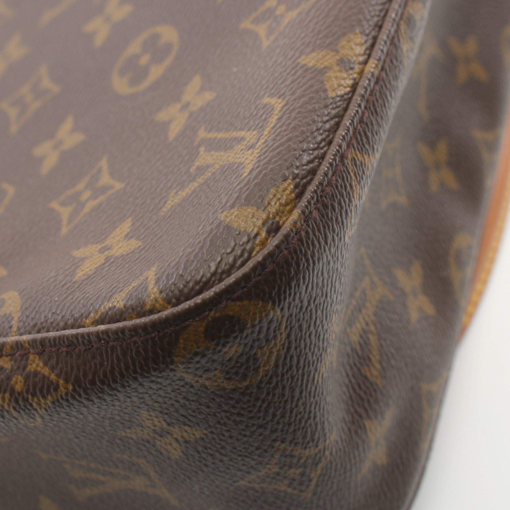 Louis Vuitton Louis Vuitton Looping Mm Monogram Shoulder Bag Leather Brown Size ONE SIZE - 8 Thumbnail