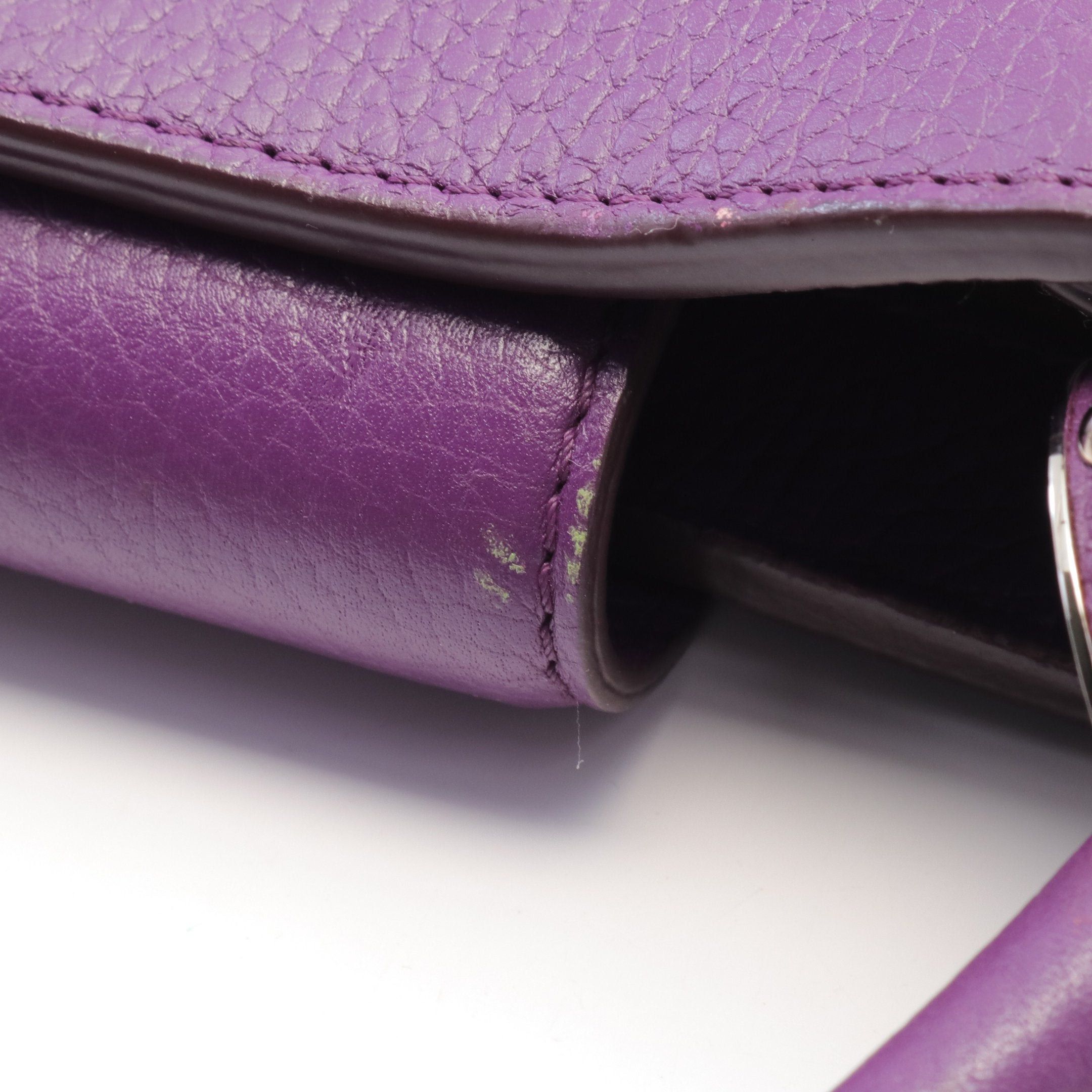 Louis Vuitton Louis Vuitton Capucines Mm Violet Handbag Leather Purple Size ONE SIZE - 8 Thumbnail