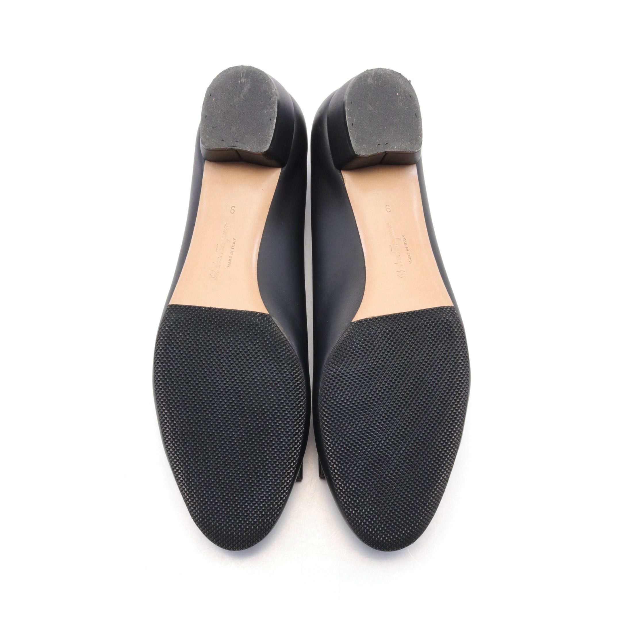 Salvatore Ferragamo Salvatore Ferragamo Vara Ribbon Pumps Leather Black Size ONE SIZE - 4 Thumbnail