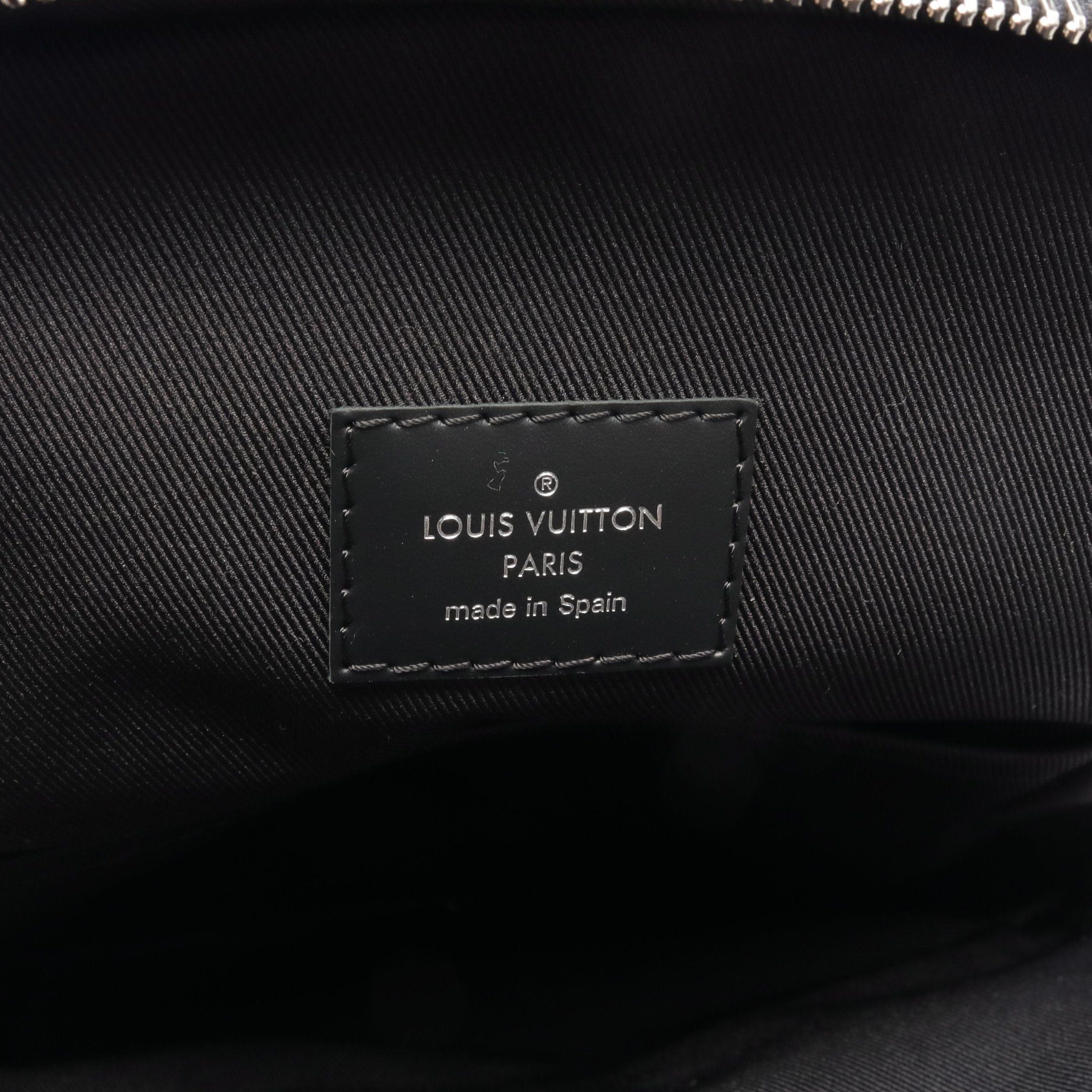 Louis Vuitton Louis Vuitton Avenue Sling Bag Damier Graphite Body Leather Black Size ONE SIZE - 4 Thumbnail