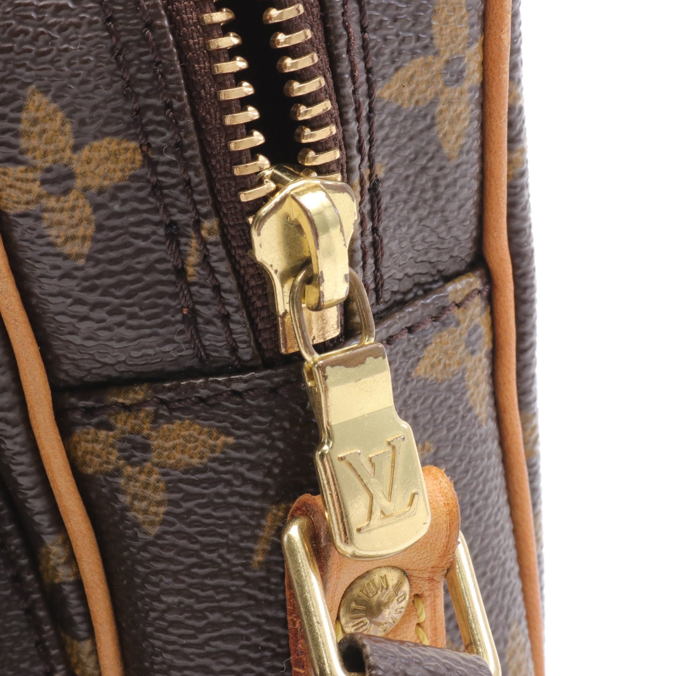 Louis Vuitton Louis Vuitton Amazon Monogram Shoulder Bag Leather Brown Size ONE SIZE - 6 Thumbnail