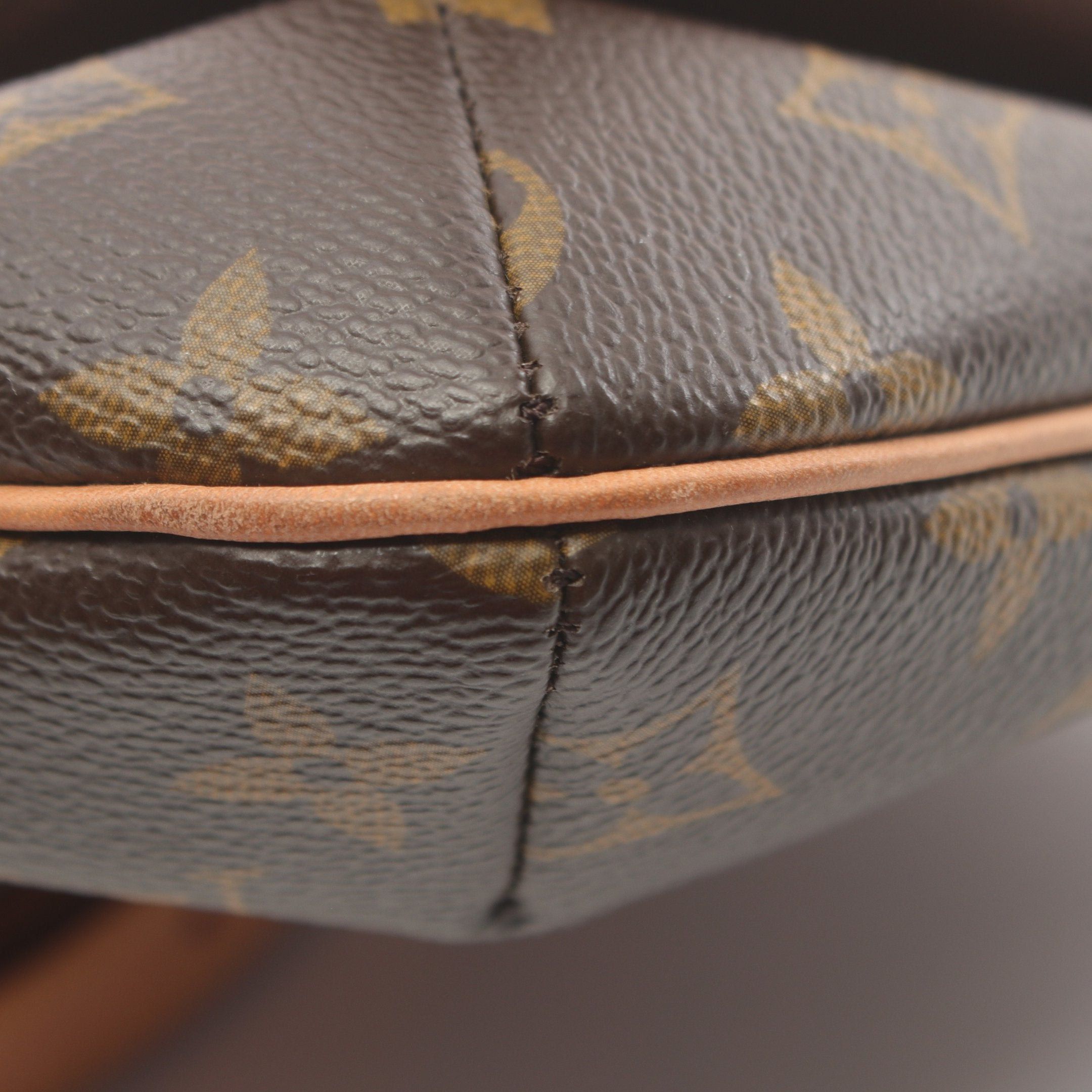 Louis Vuitton Louis Vuitton Musette Tango Long Strap Monogram Shoulder Bag Leather Brown Size ONE SIZE - 7 Thumbnail