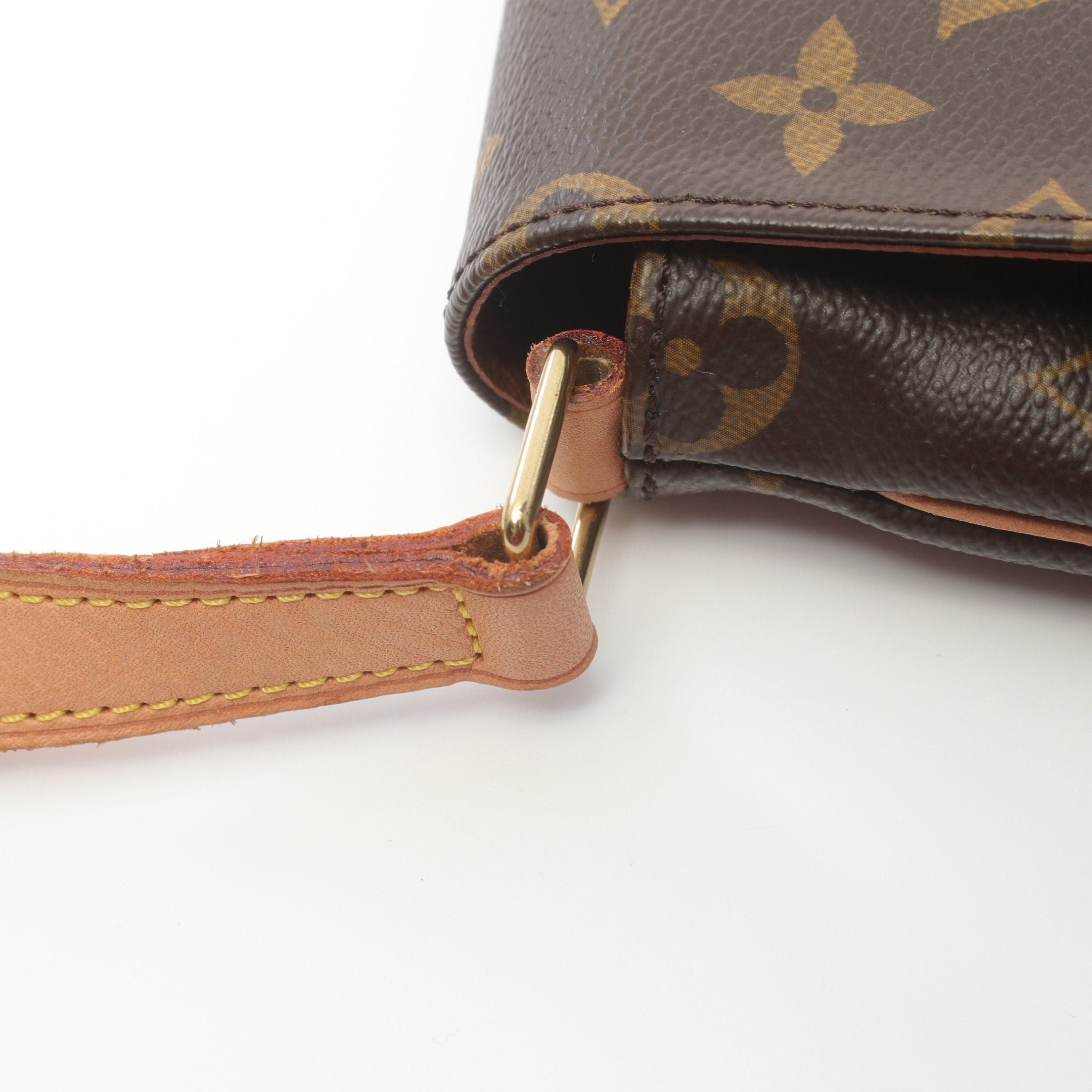Louis Vuitton Louis Vuitton Musette Tango Long Strap Monogram Shoulder Bag Leather Brown Size ONE SIZE - 9 Thumbnail