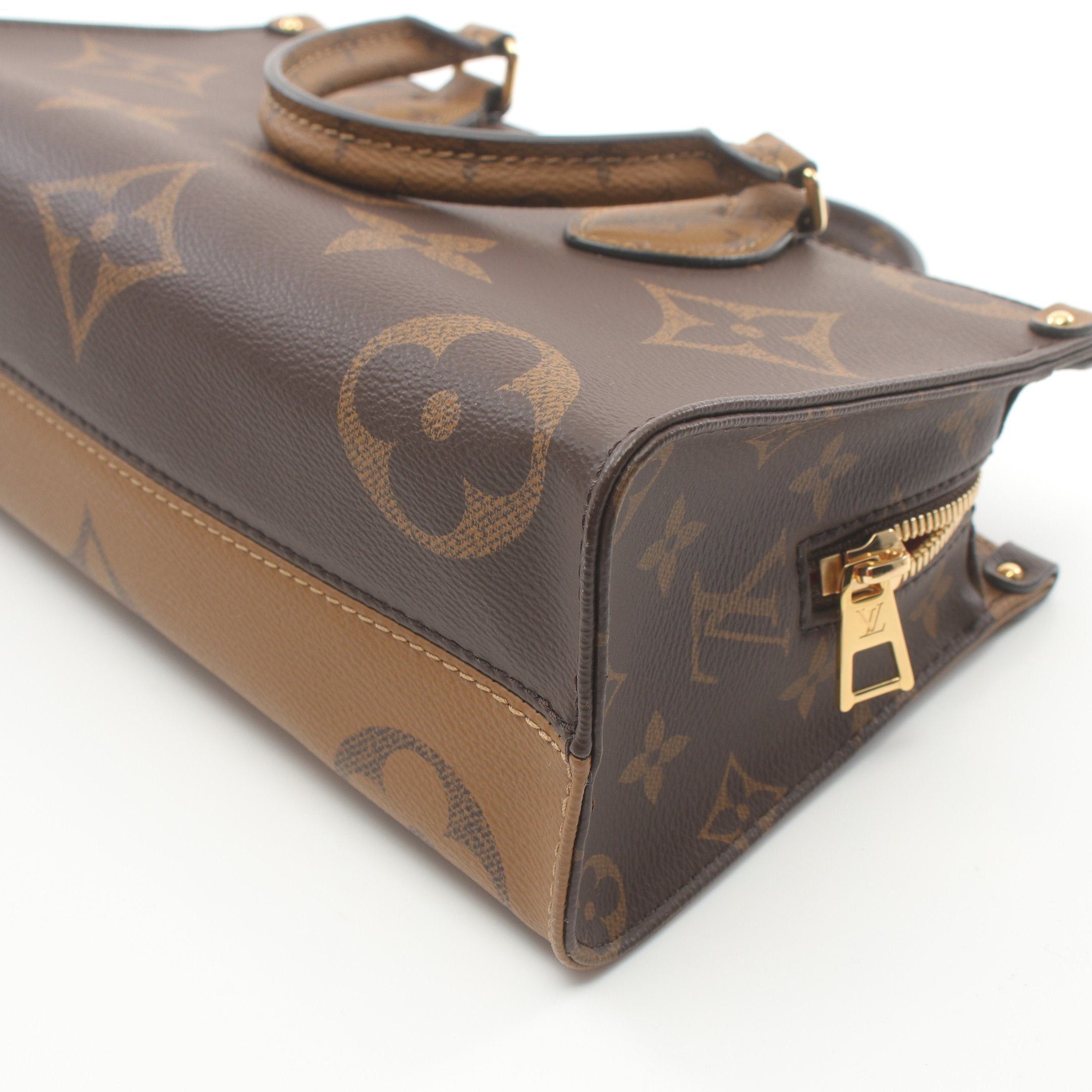 Louis Vuitton Louis Vuitton On-The-Go Ew Monogram Giant Reverse Handbag Brown Light Size ONE SIZE - 5 Thumbnail