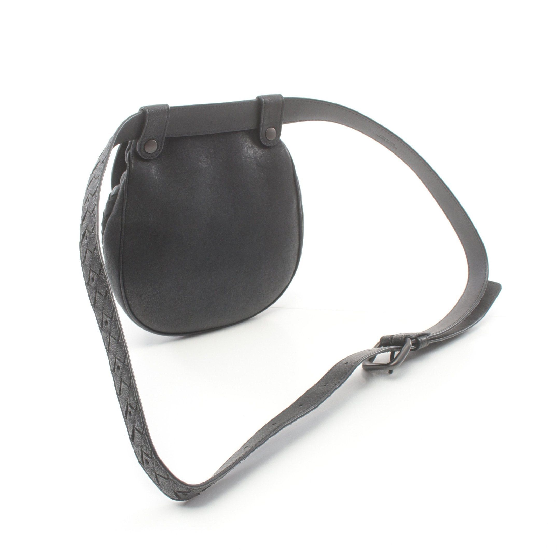 Bottega Veneta Bottega Veneta Intrecciato Waist Bag Leather Black Size ONE SIZE - 2 Thumbnail