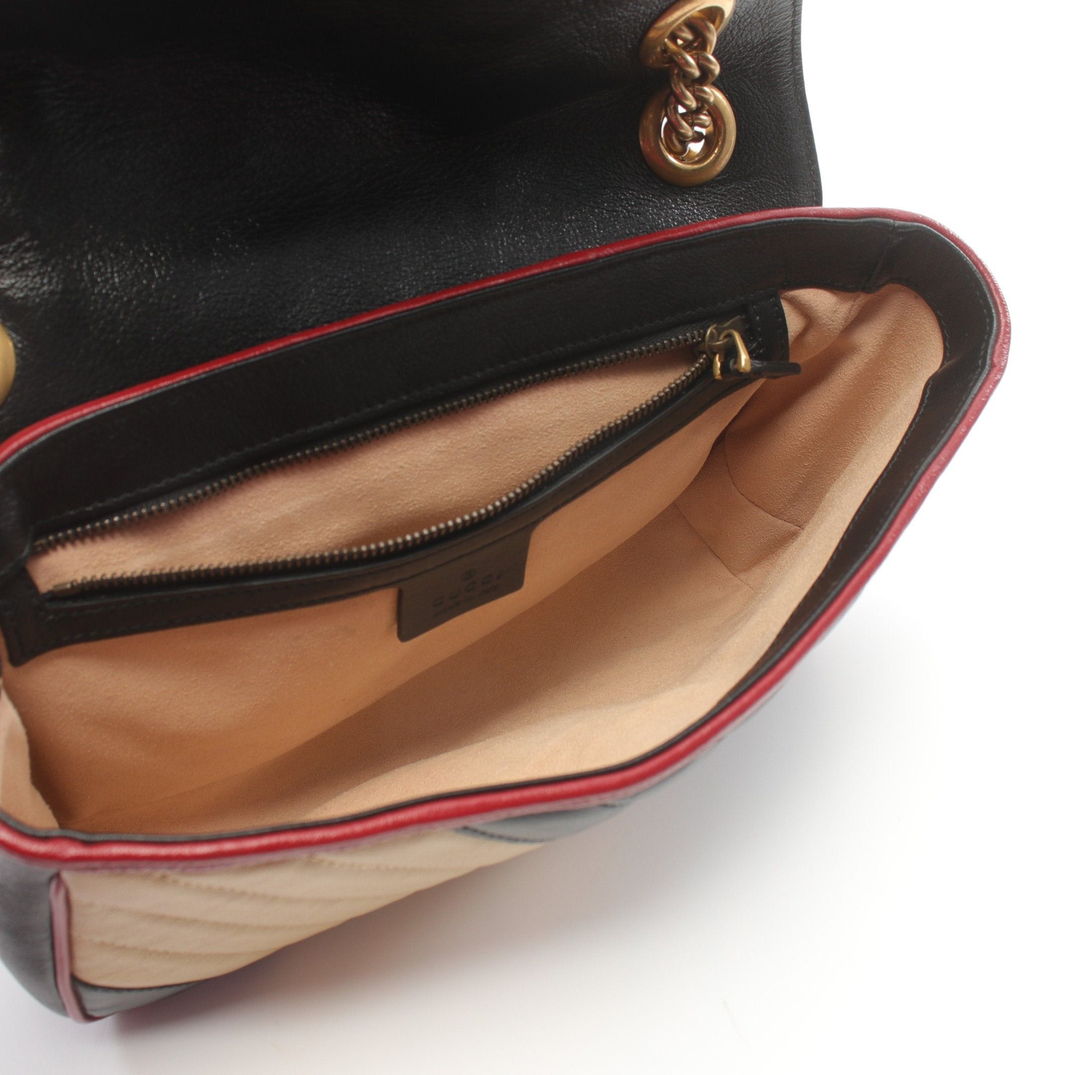 Gucci Gucci Gg Marmont Quilting Small Chain Shoulder Bag Leather Beige Black Red Size ONE SIZE - 3 Thumbnail