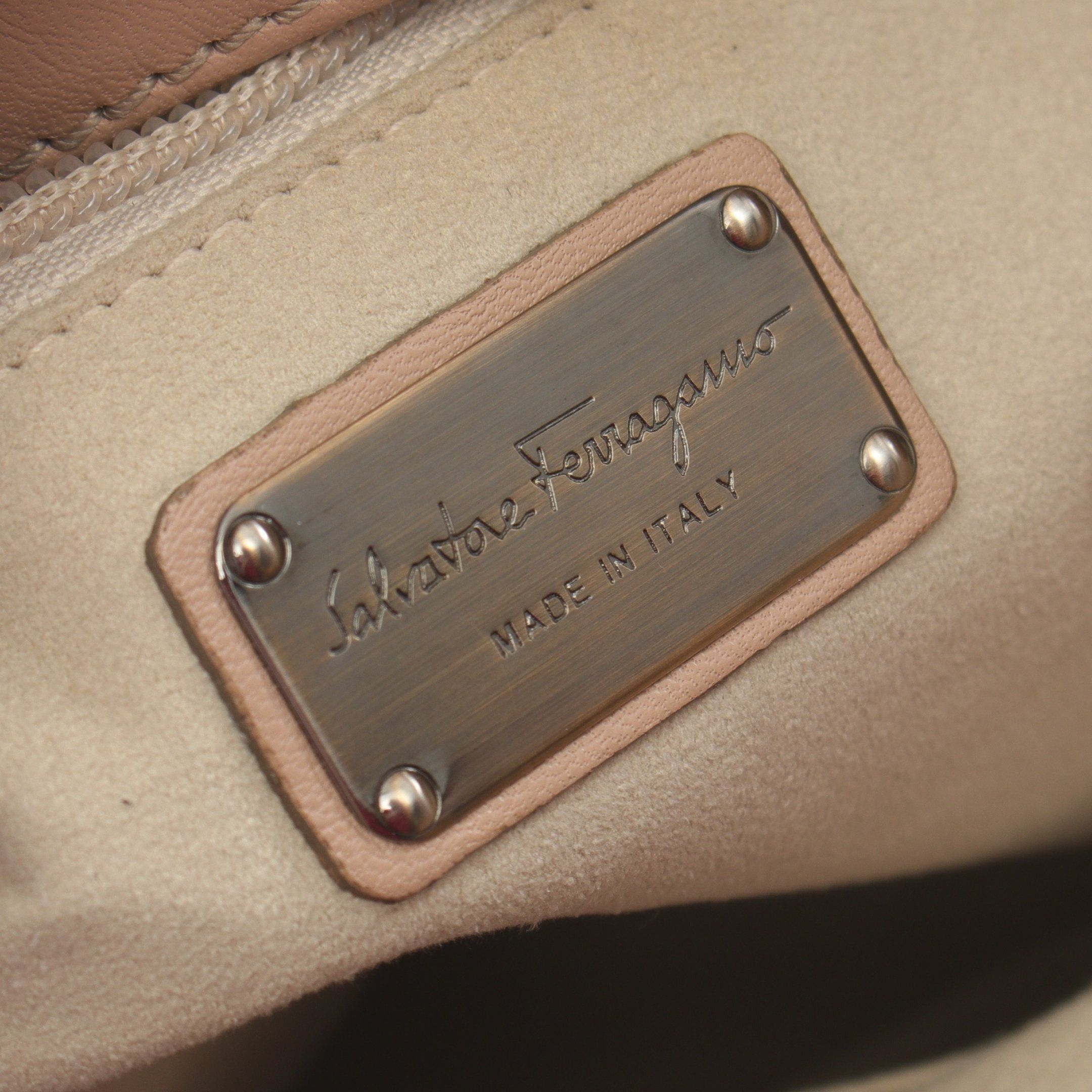 Salvatore Ferragamo Salvatore Ferragamo Handbag Suede Rabbit Fur Leather Beige Brown Size ONE SIZE - 4 Thumbnail