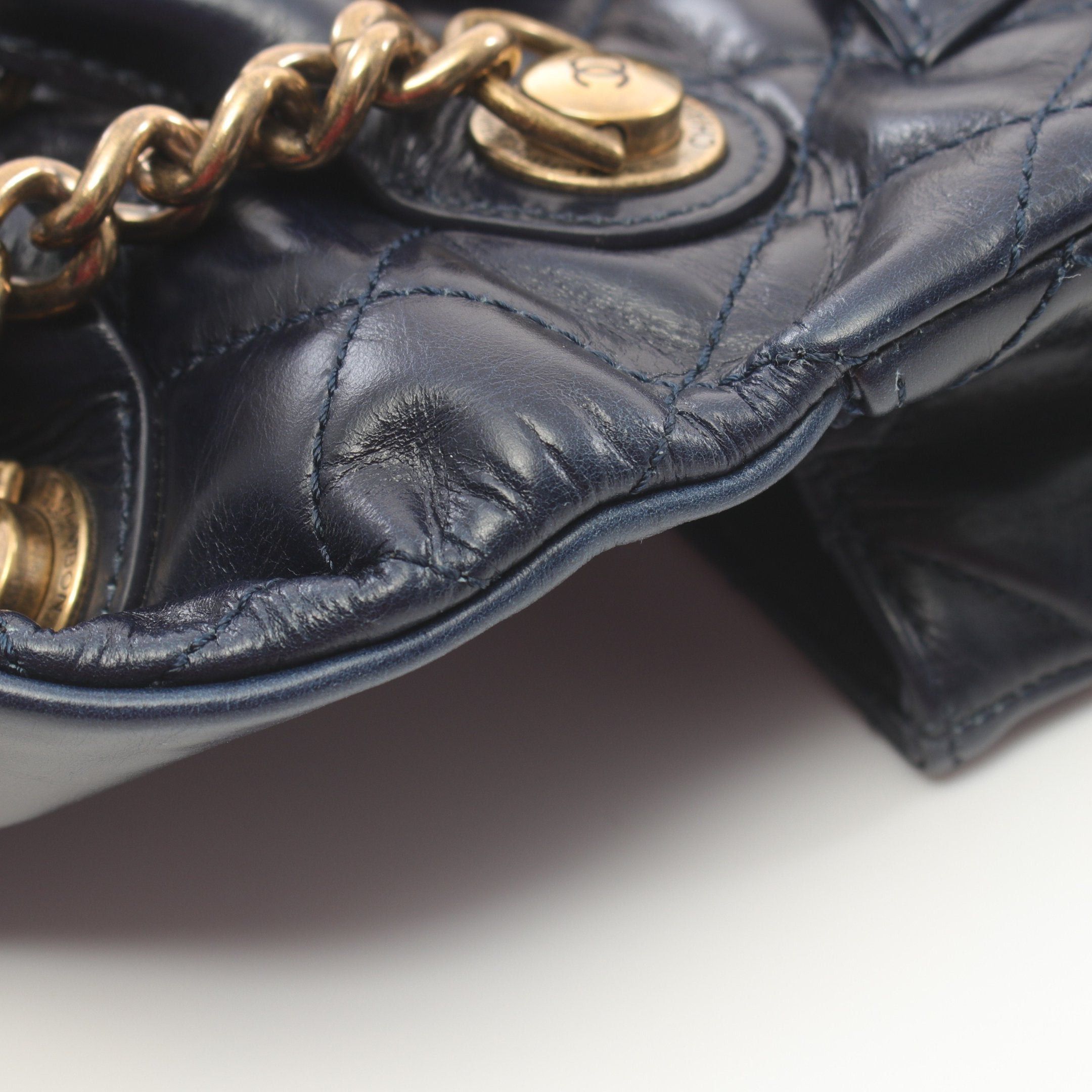 Chanel Chanel Top Handle Matelasse Chain Shoulder Bag Leather Navy Gold Hardware Size ONE SIZE - 8 Thumbnail