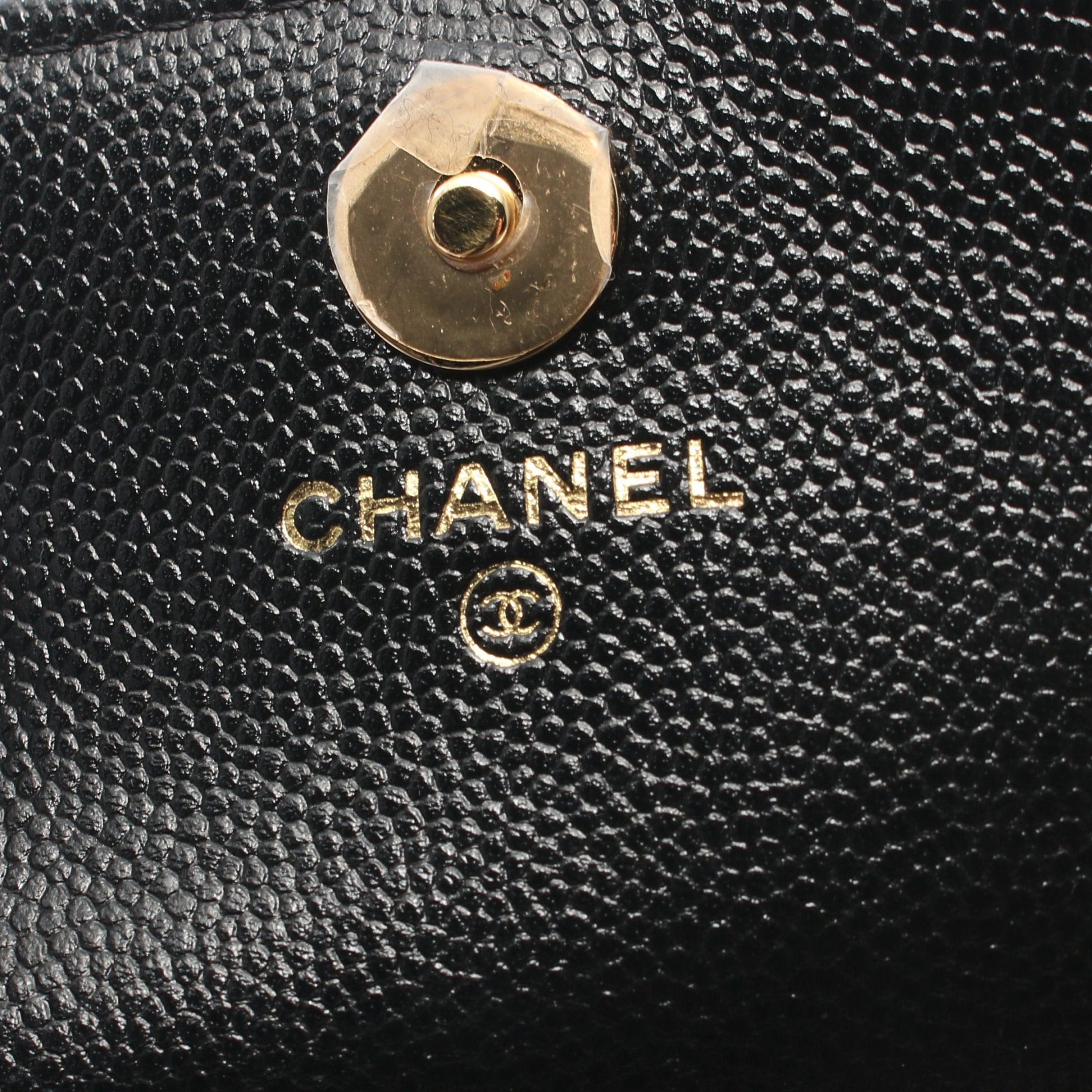 Chanel Chanel Mini Matelasse Chain Shoulder Bag Caviar Skin Black Gold Hardware Size ONE SIZE - 4 Thumbnail