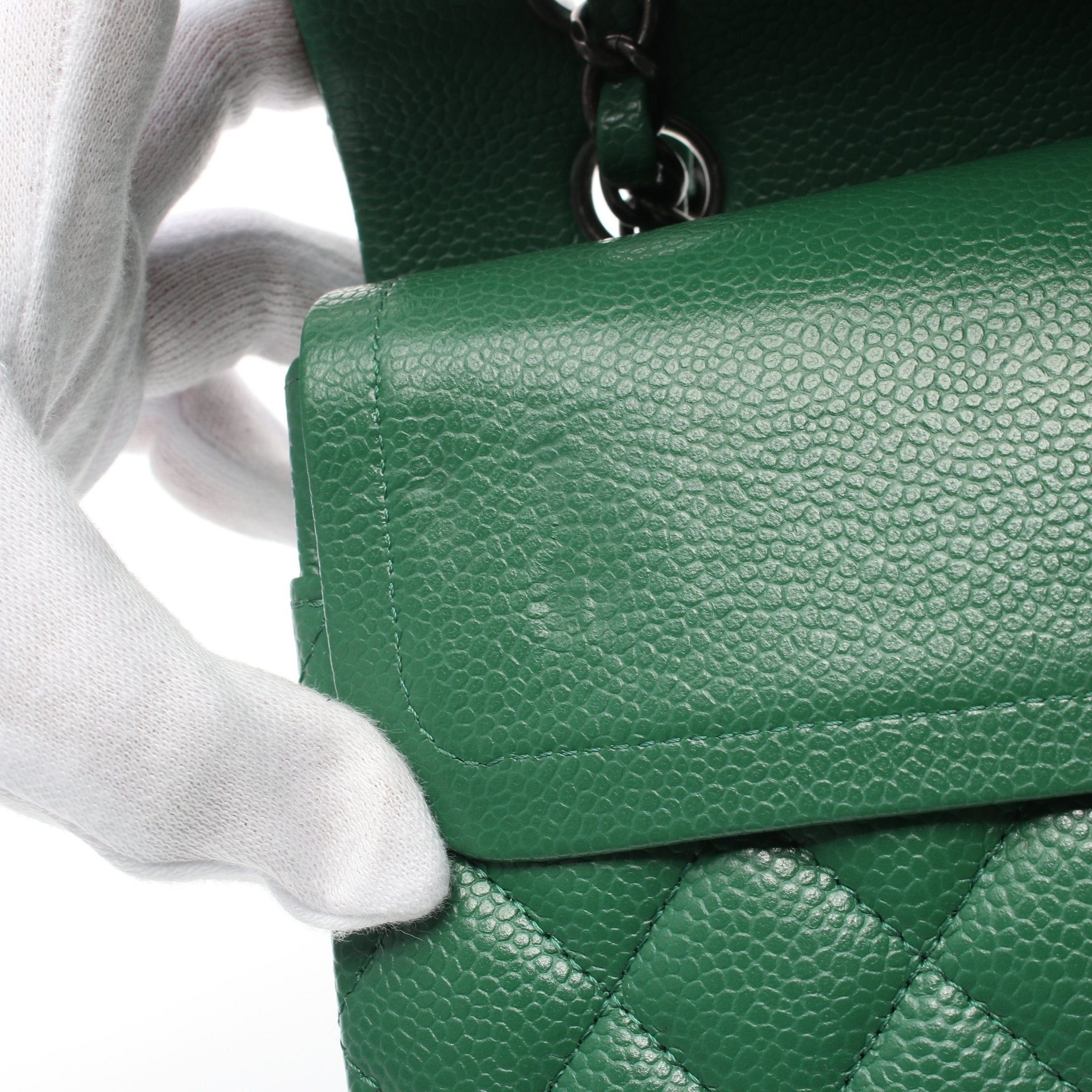 Chanel Chanel Matelasse Double Flap Chain Shoulder Bag Caviar Skin Green Antique Silver Hardware Size ONE SIZE - 6 Thumbnail