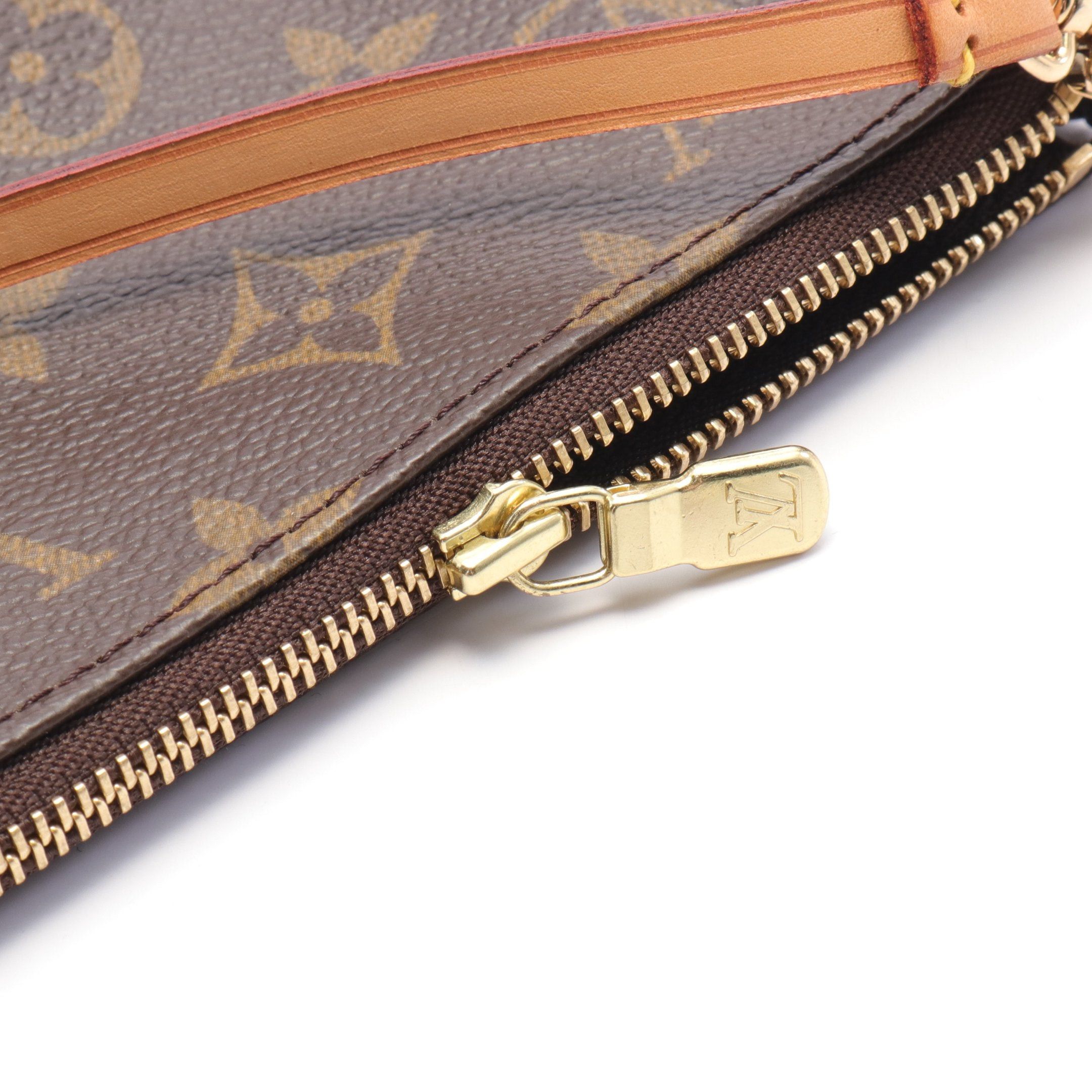 Louis Vuitton Louis Vuitton Pochette Accessoires Monogram Panda Handbag Leather Brown Size ONE SIZE - 6 Thumbnail