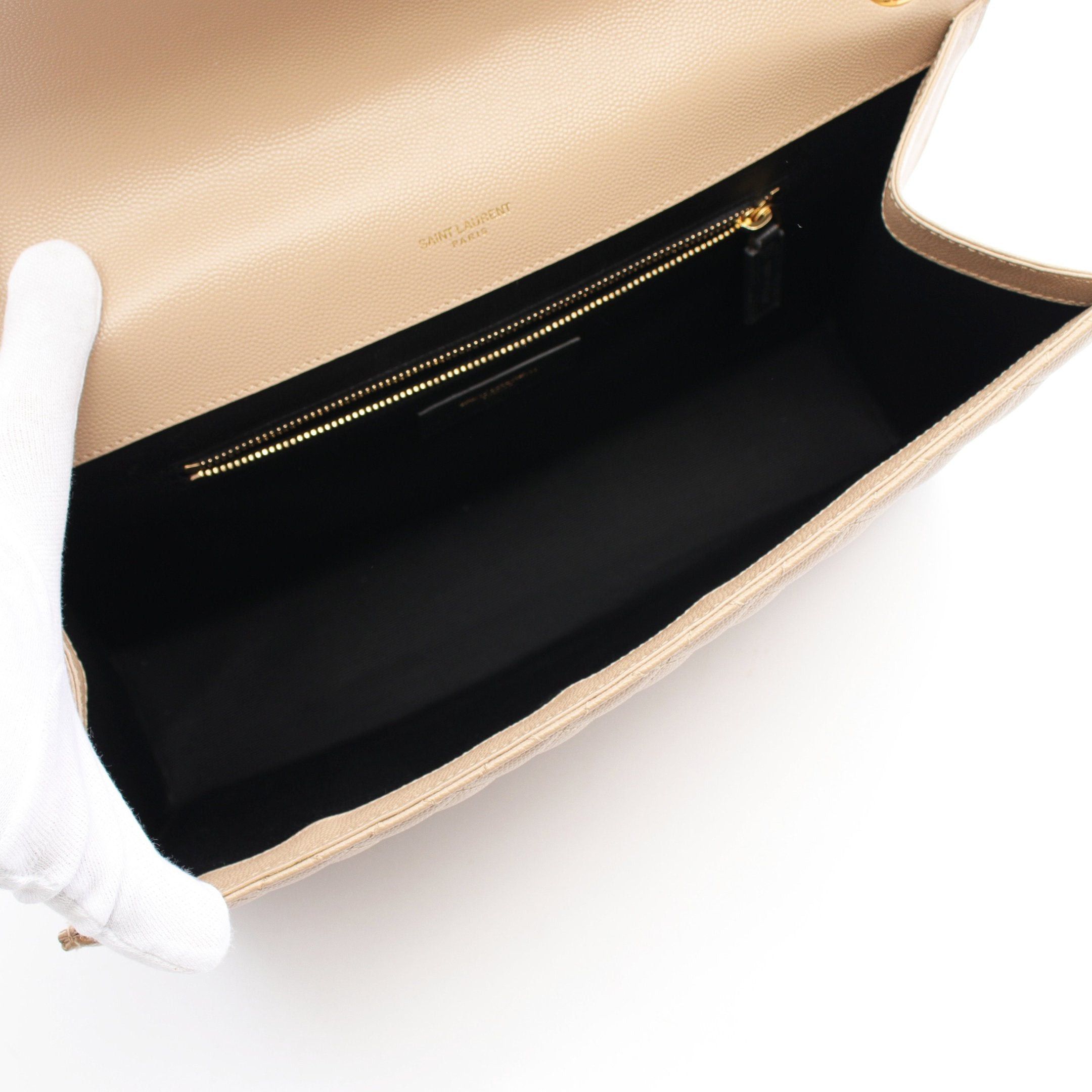 Yves Saint Laurent Yves Saint Laurent Envelope Chain Shoulder Bag Leather Beige Size ONE SIZE - 3 Thumbnail