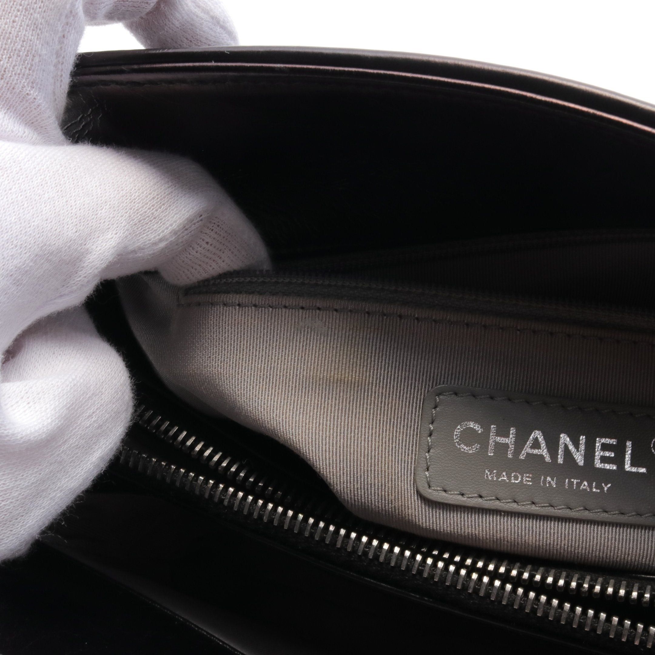 Chanel Chanel Coco Mark Chain Shoulder Bag Leather Black Antique Silver Hardware Size ONE SIZE - 6 Thumbnail