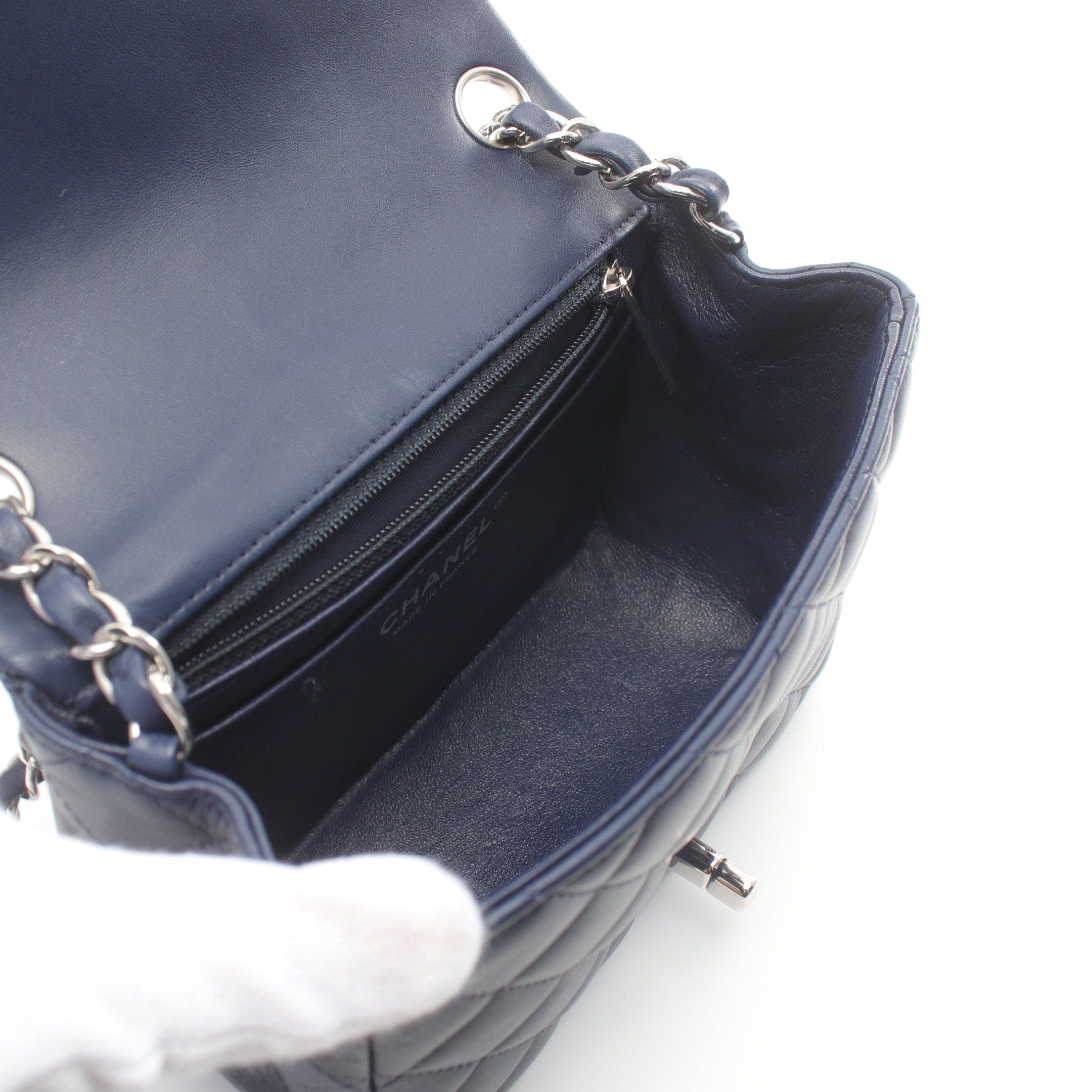 Chanel Chanel Mini Matelasse Chain Shoulder Bag Lambskin Navy Silver Hardware Size ONE SIZE - 3 Thumbnail