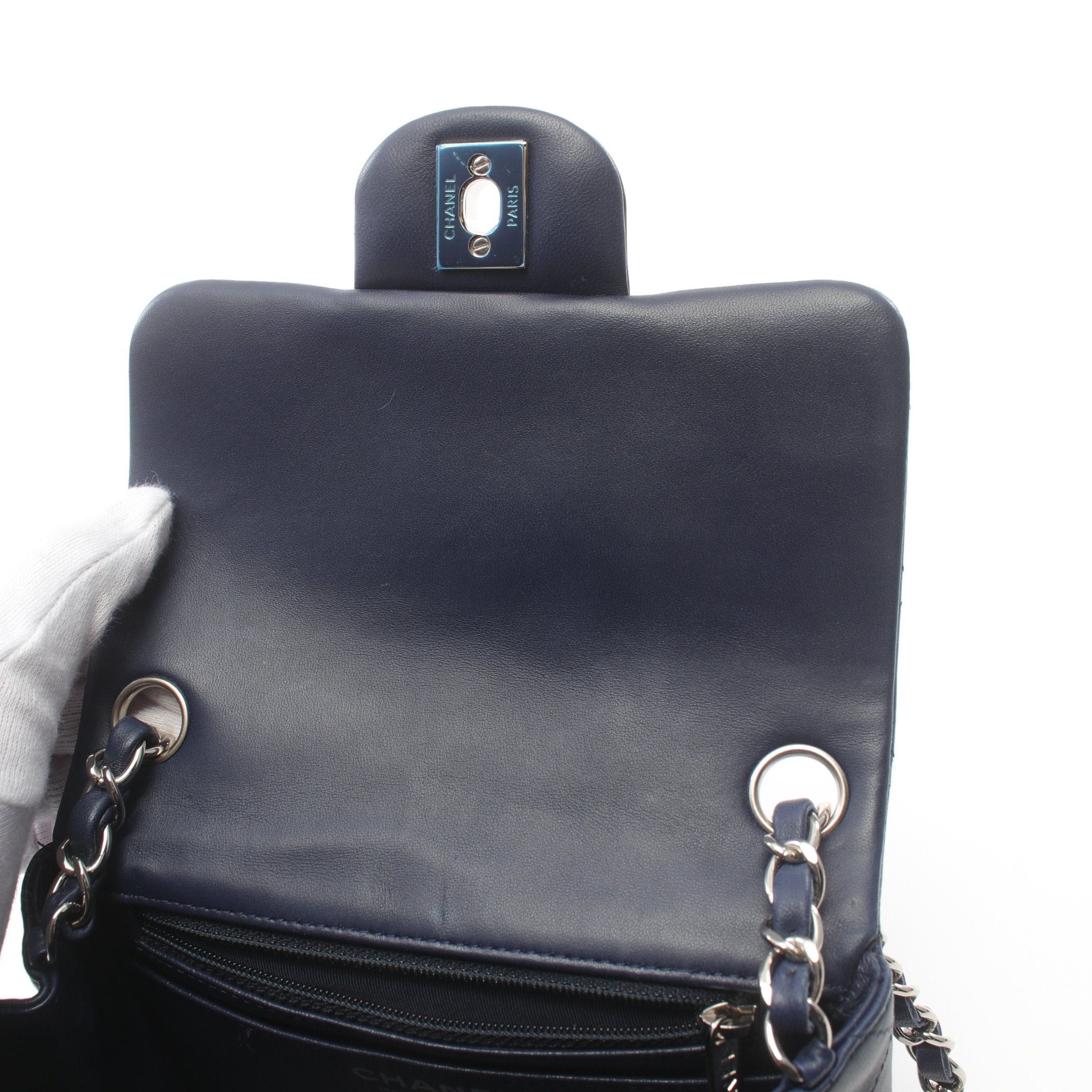 Chanel Chanel Mini Matelasse Chain Shoulder Bag Lambskin Navy Silver Hardware Size ONE SIZE - 6 Thumbnail
