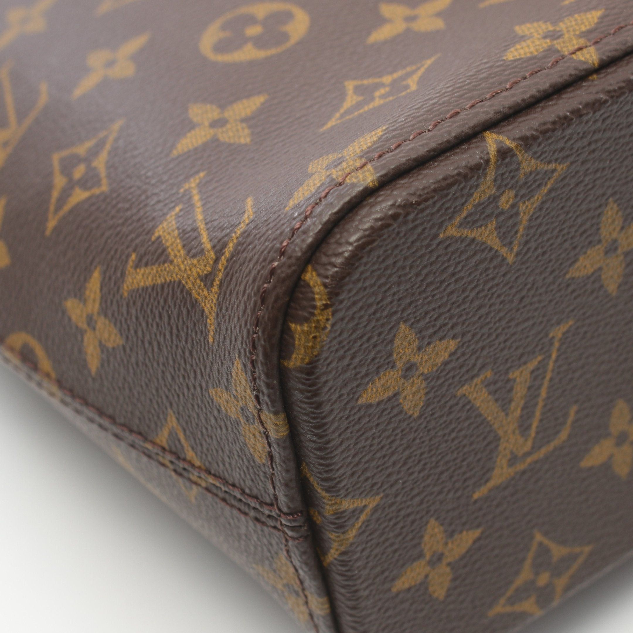 Louis Vuitton Louis Vuitton Luco Monogram Shoulder Bag Tote Leather Brown Size ONE SIZE - 6 Thumbnail