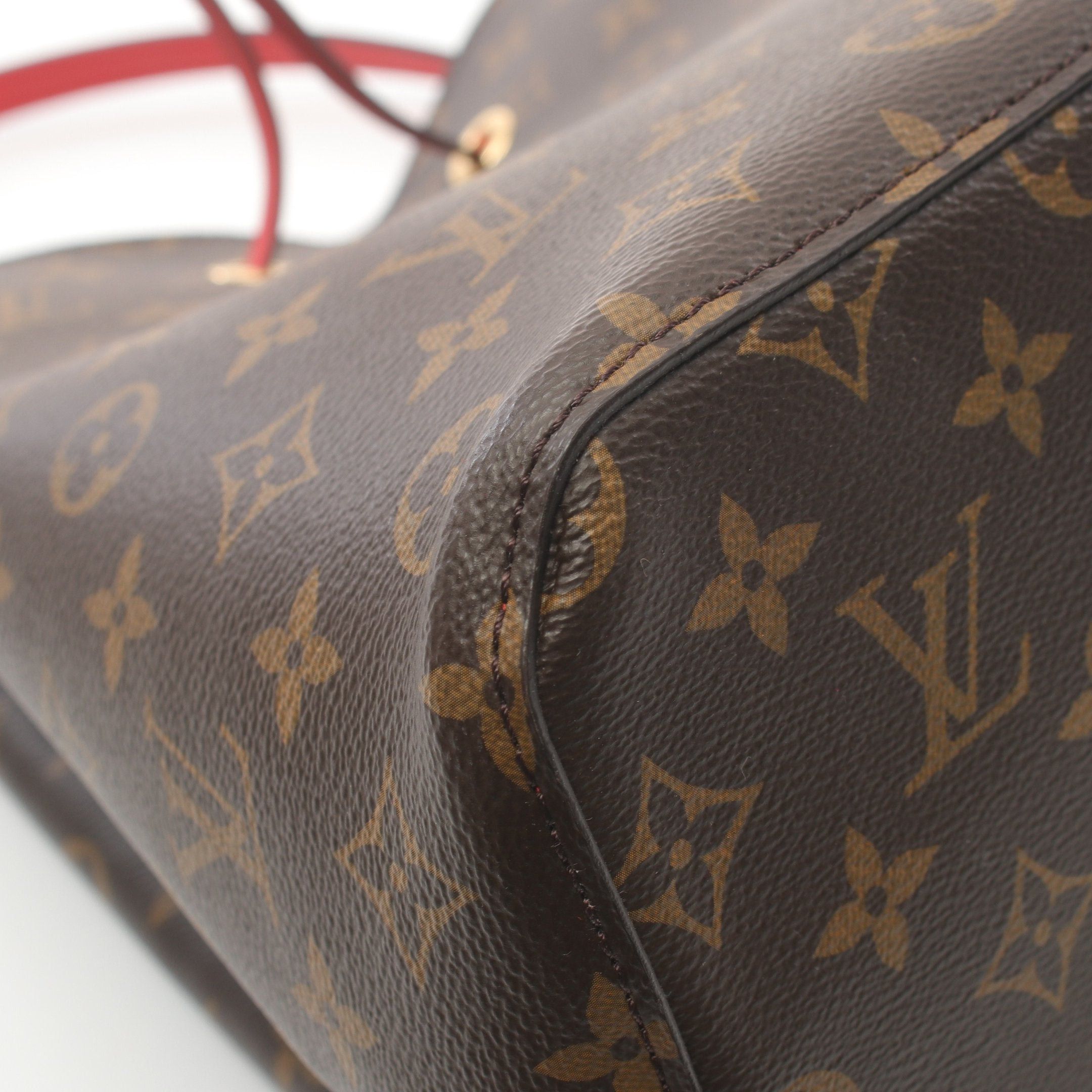 Louis Vuitton Louis Vuitton Neo Noe Monogram Coquelicot Shoulder Bag Leather Brown Red Size ONE SIZE - 6 Thumbnail