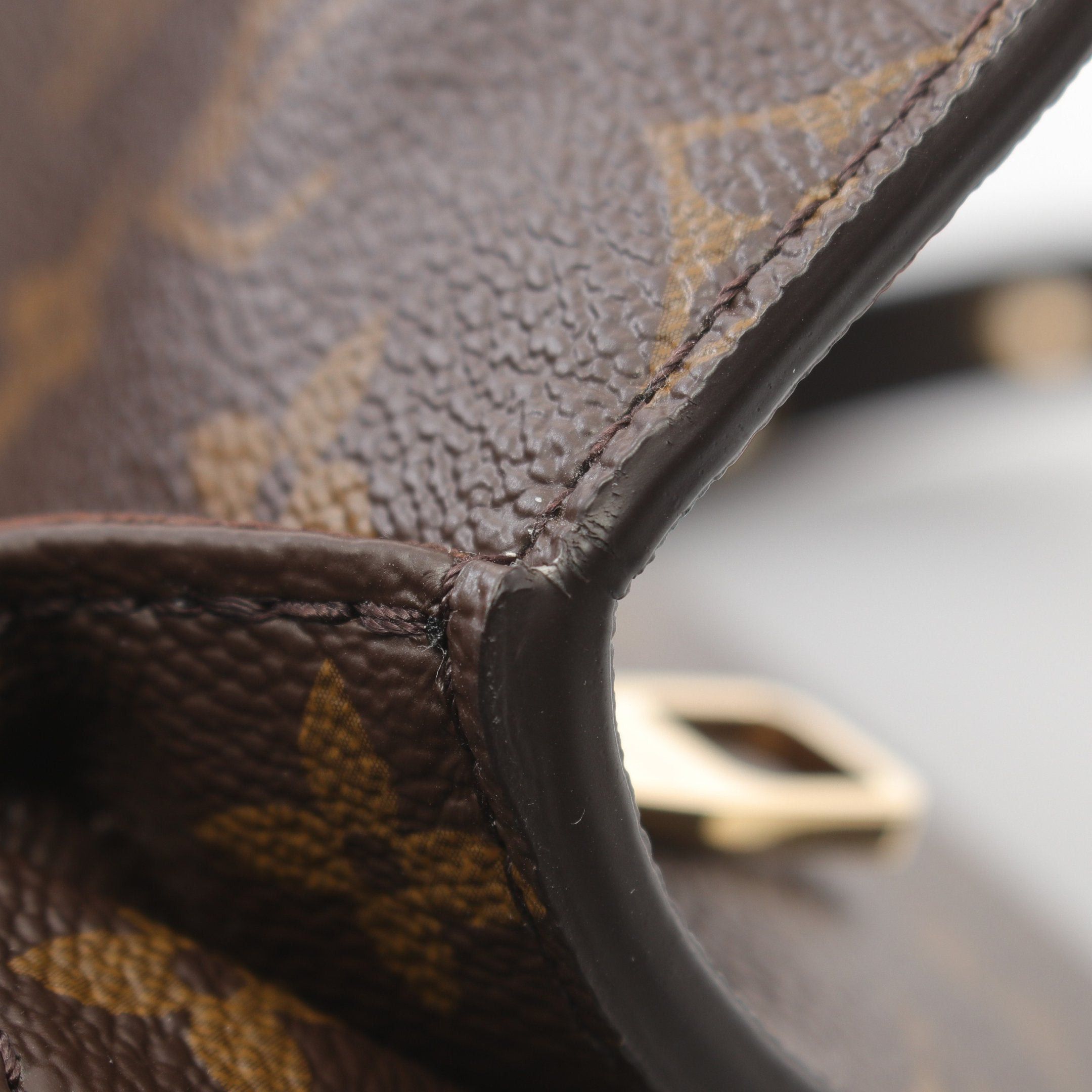 Louis Vuitton Louis Vuitton Pochette Metis Mm Monogram Handbag Leather Brown Size ONE SIZE - 6 Thumbnail