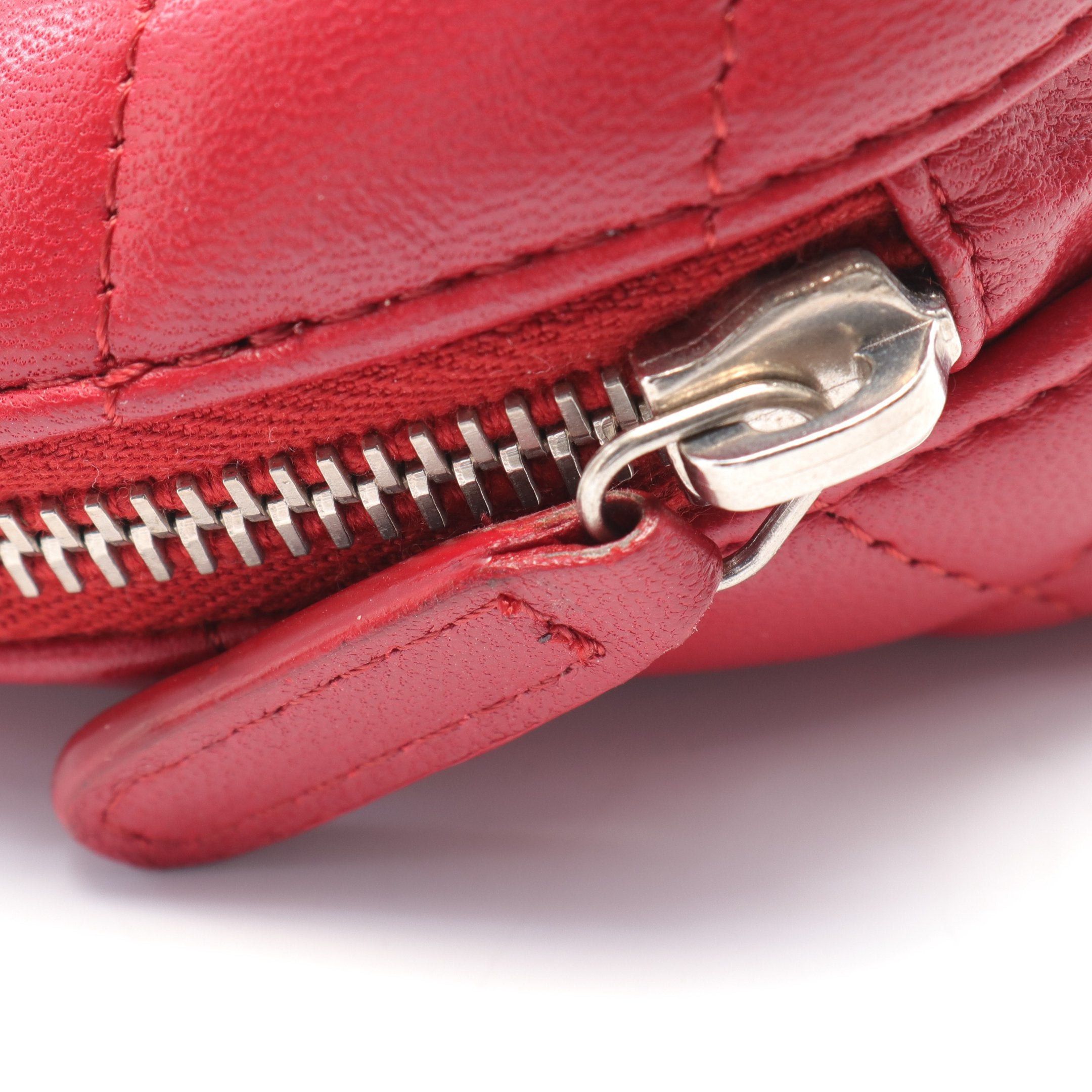Chanel Chanel Matelasse Pouch Leather Red Silver Hardware Size ONE SIZE - 6 Thumbnail