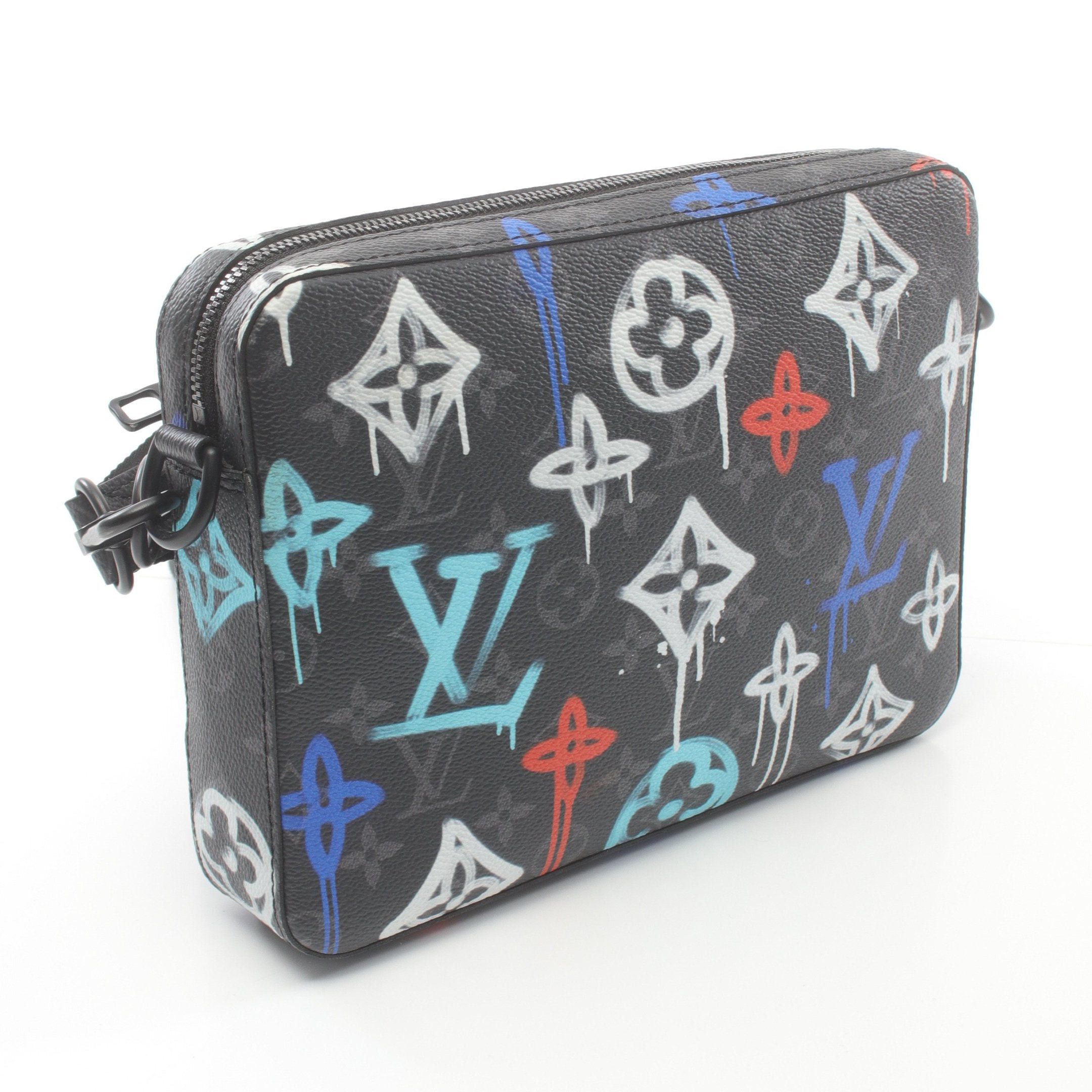Louis Vuitton Louis Vuitton Trio Messenger Monogram Eclipse Shoulder Bag Black Multicolor Size ONE SIZE - 2 Thumbnail