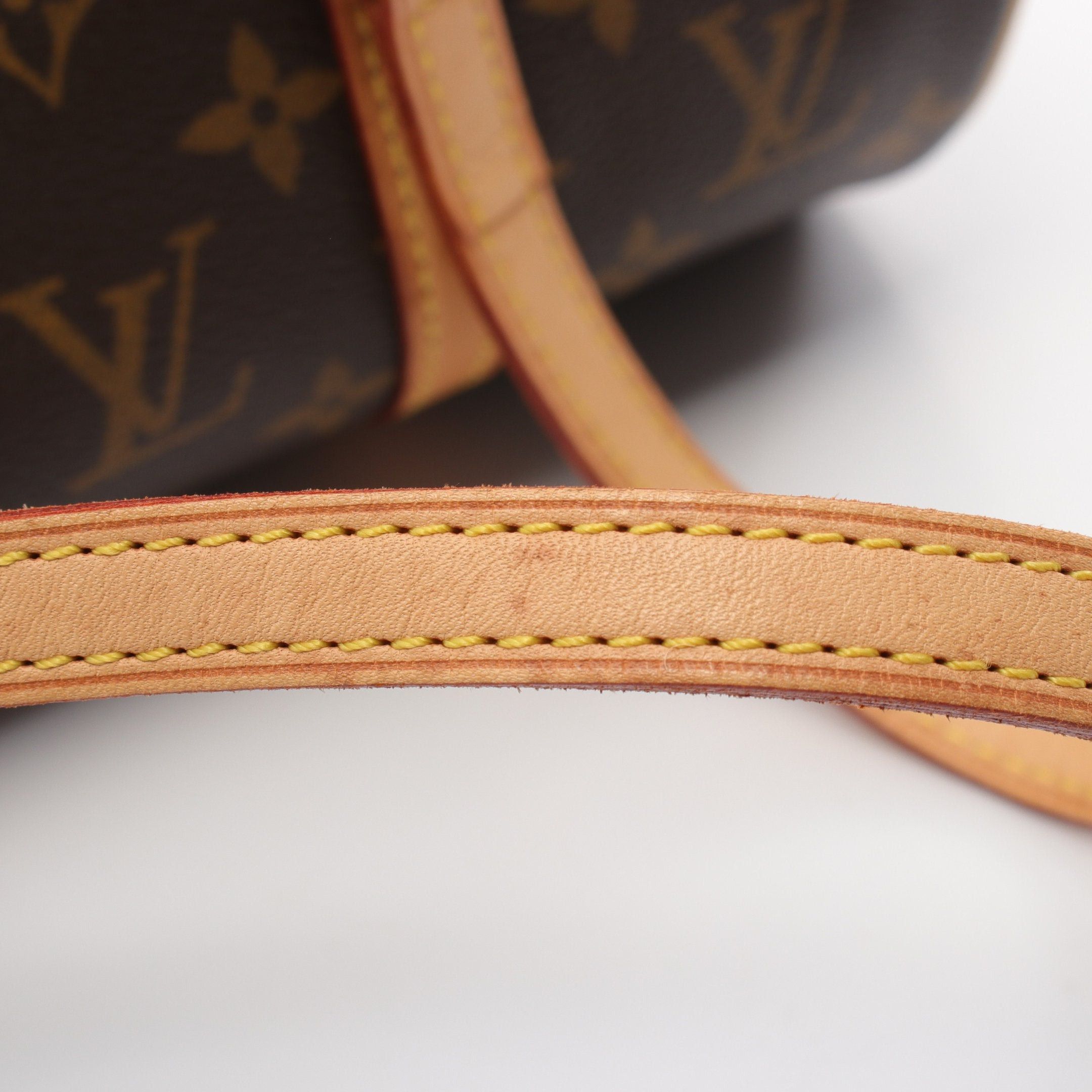 Louis Vuitton Louis Vuitton Papillon 30 Monogram Handbag Leather Brown Size ONE SIZE - 8 Thumbnail