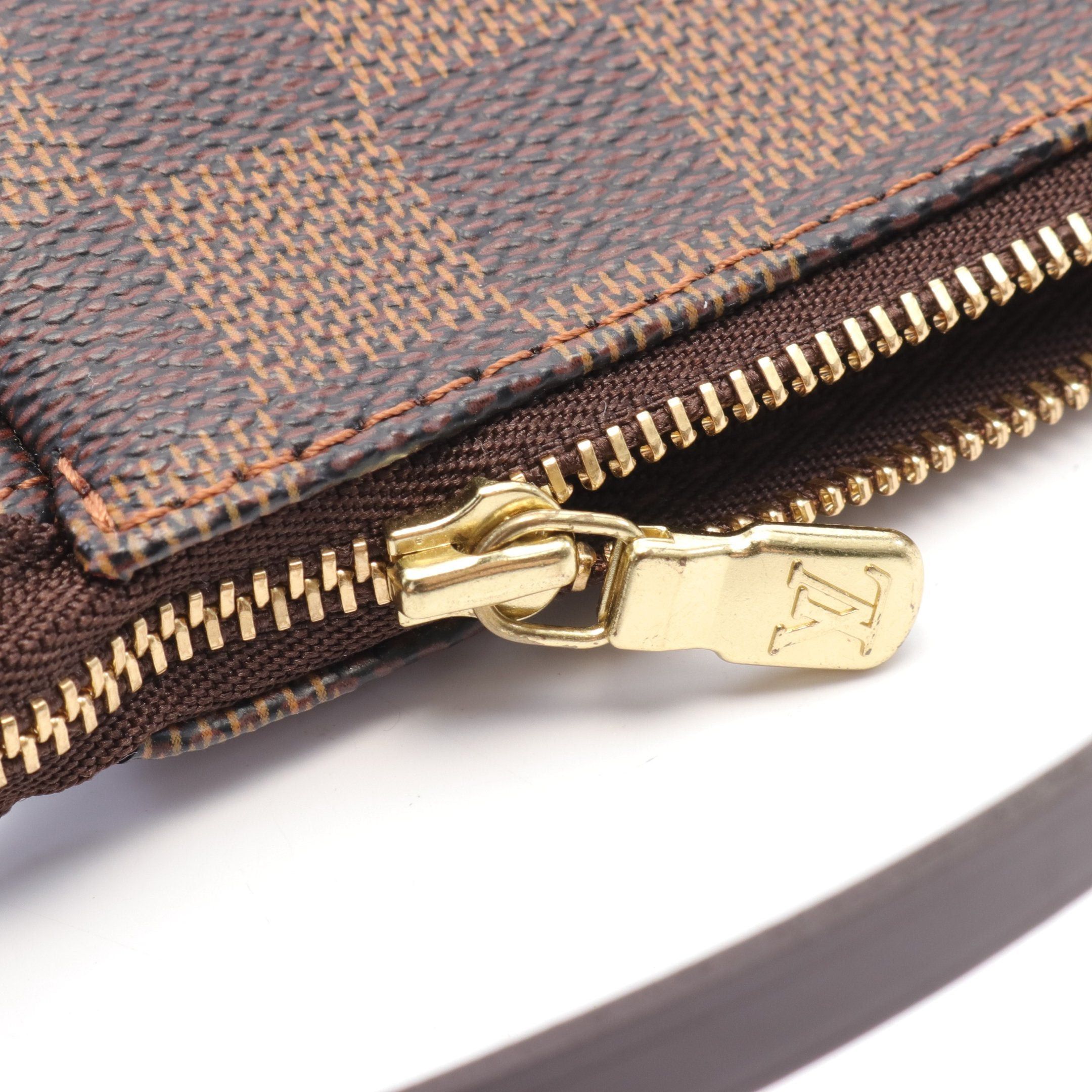 Louis Vuitton Louis Vuitton Pochette Accessoires Damier Ebene Handbag Leather Brown Size ONE SIZE - 6 Thumbnail